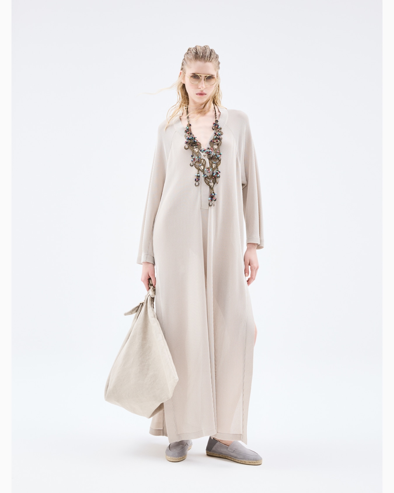 Long ribbed viscose dress Slide 5