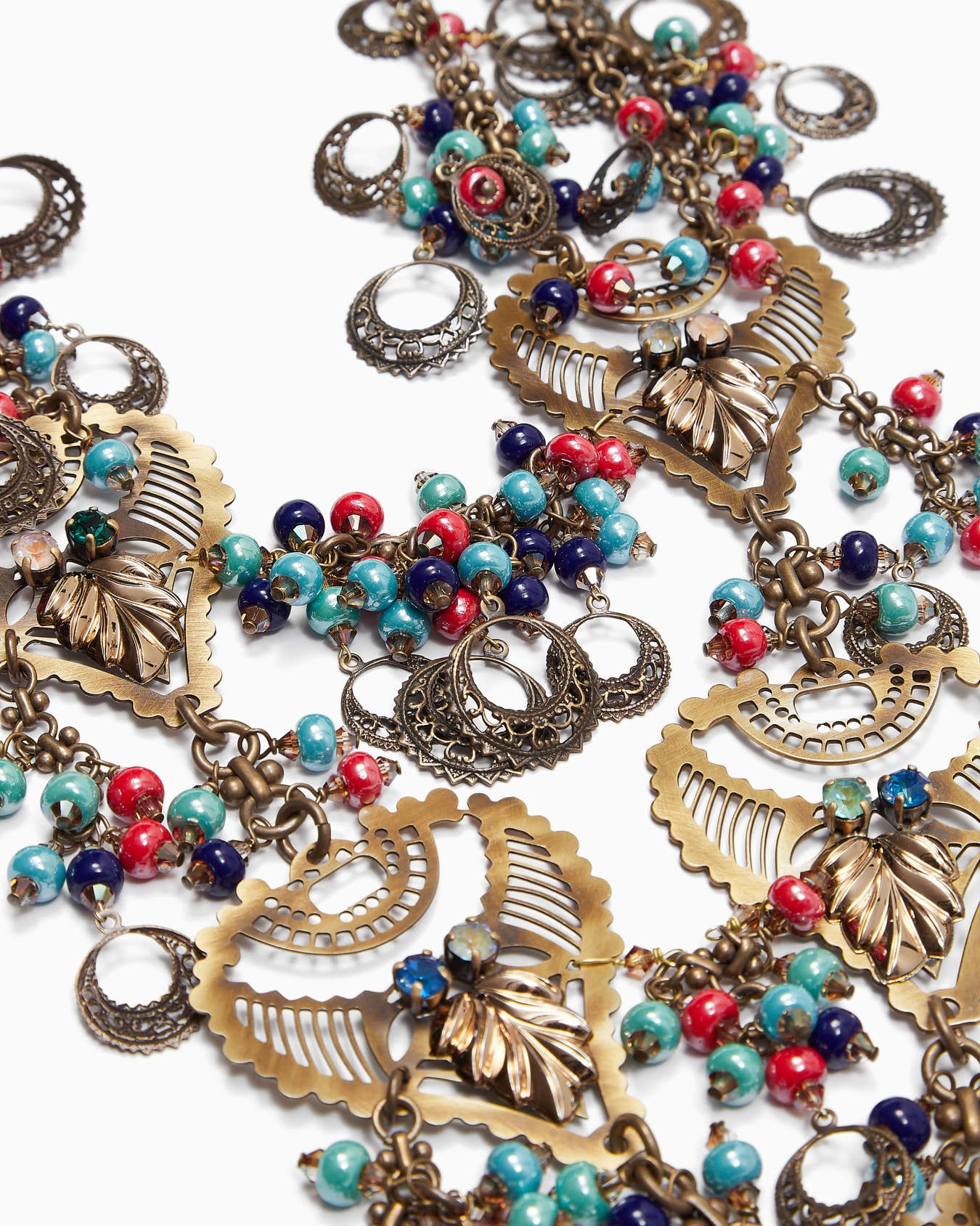 Metal and beaded long necklace Slide 1