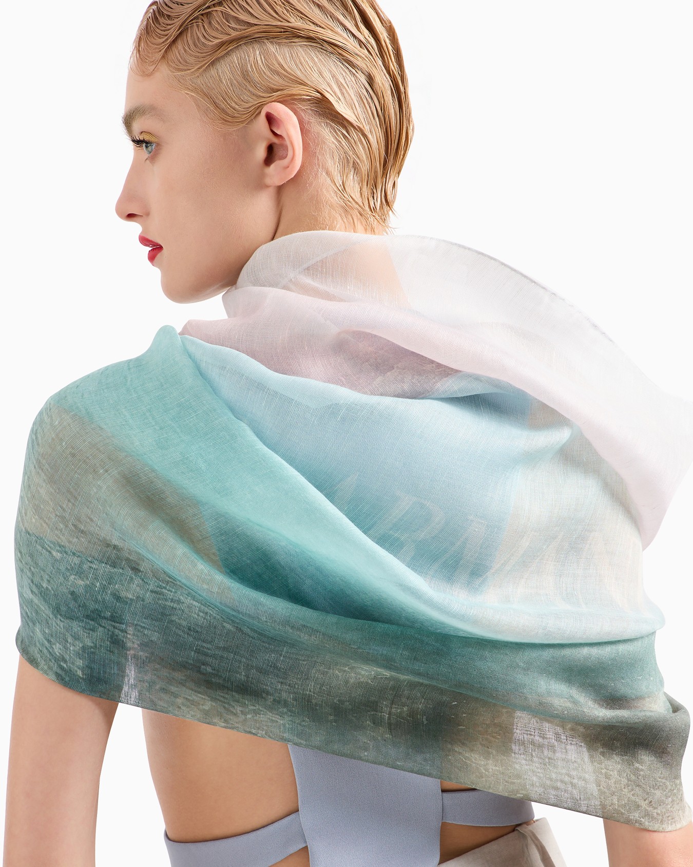 Pareo aus Modal, Leinen und Seide mit Print mit Farbverlauf Folie 2