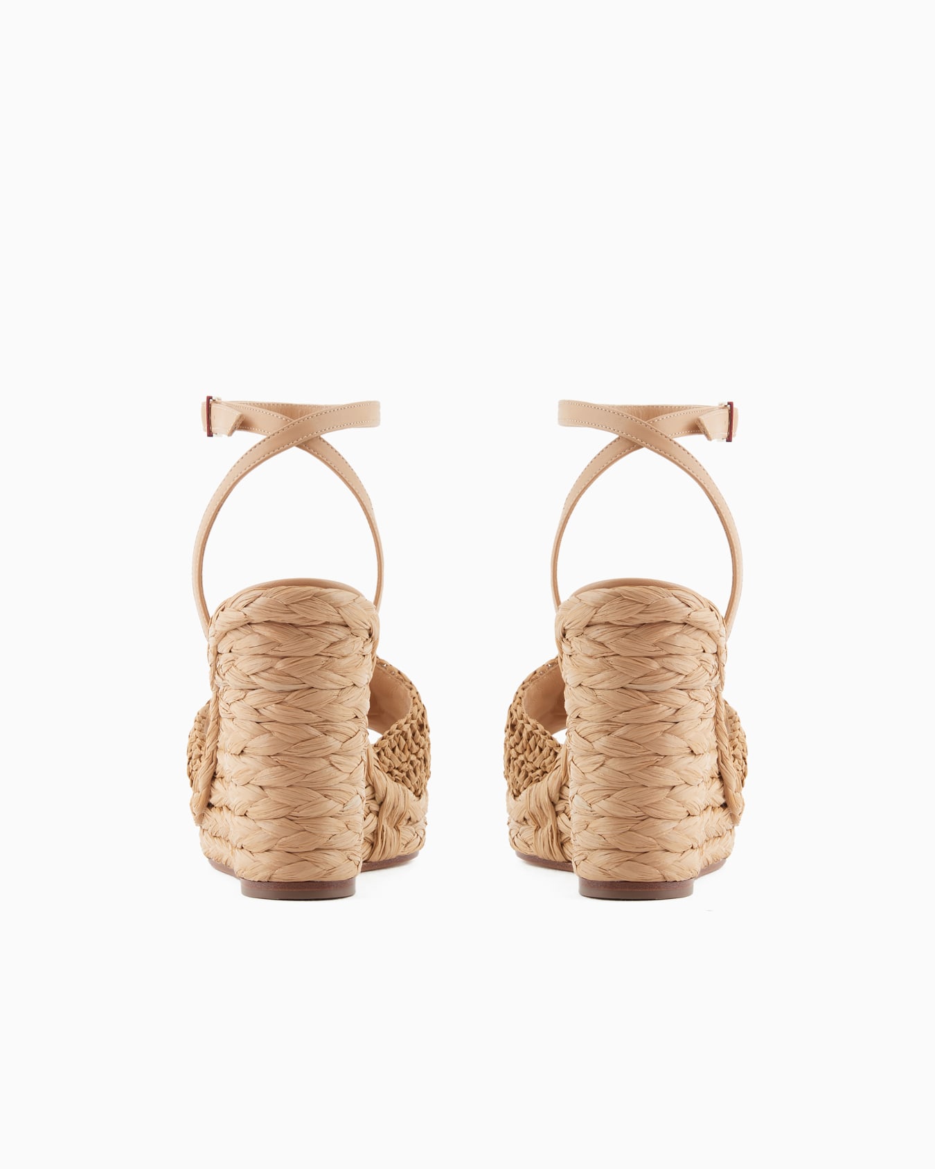 Sandals with a rope wedge with a braided motif Slide 3
