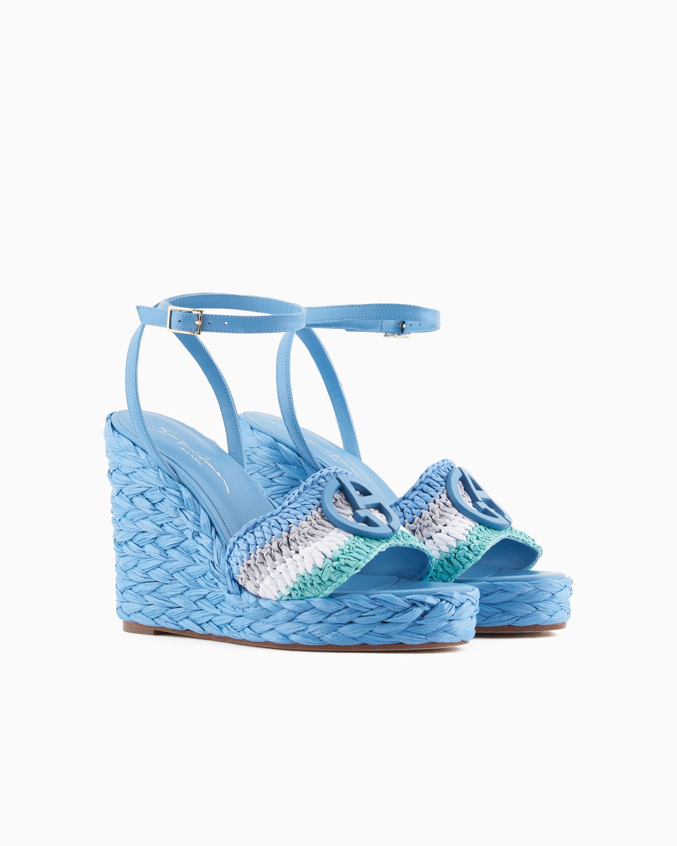 Sandals with a rope wedge with a braided motif Slide 1