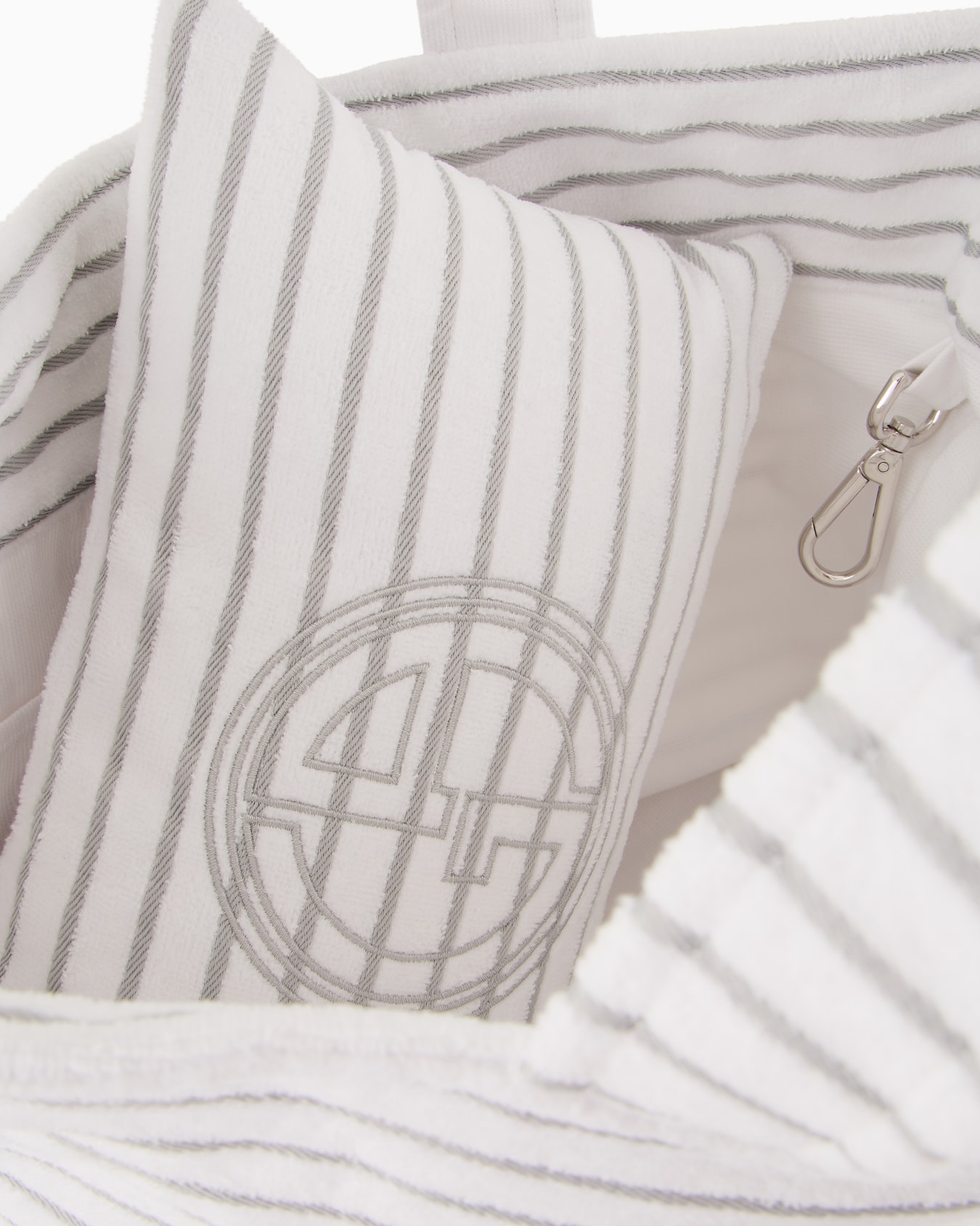 Cotton terry beach bag with pillow Slide 3