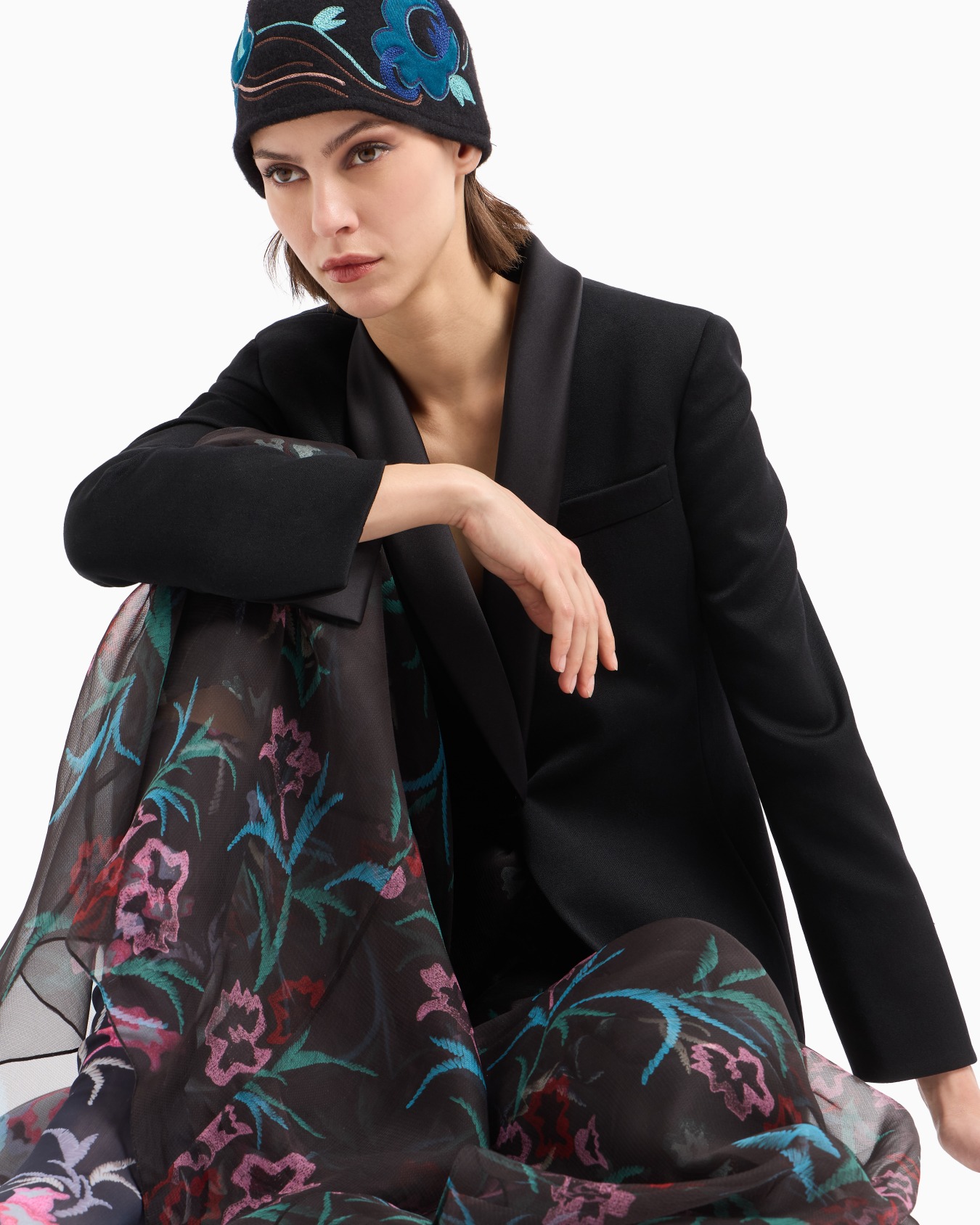 Single-breasted, virgin-wool jacket Slide 5