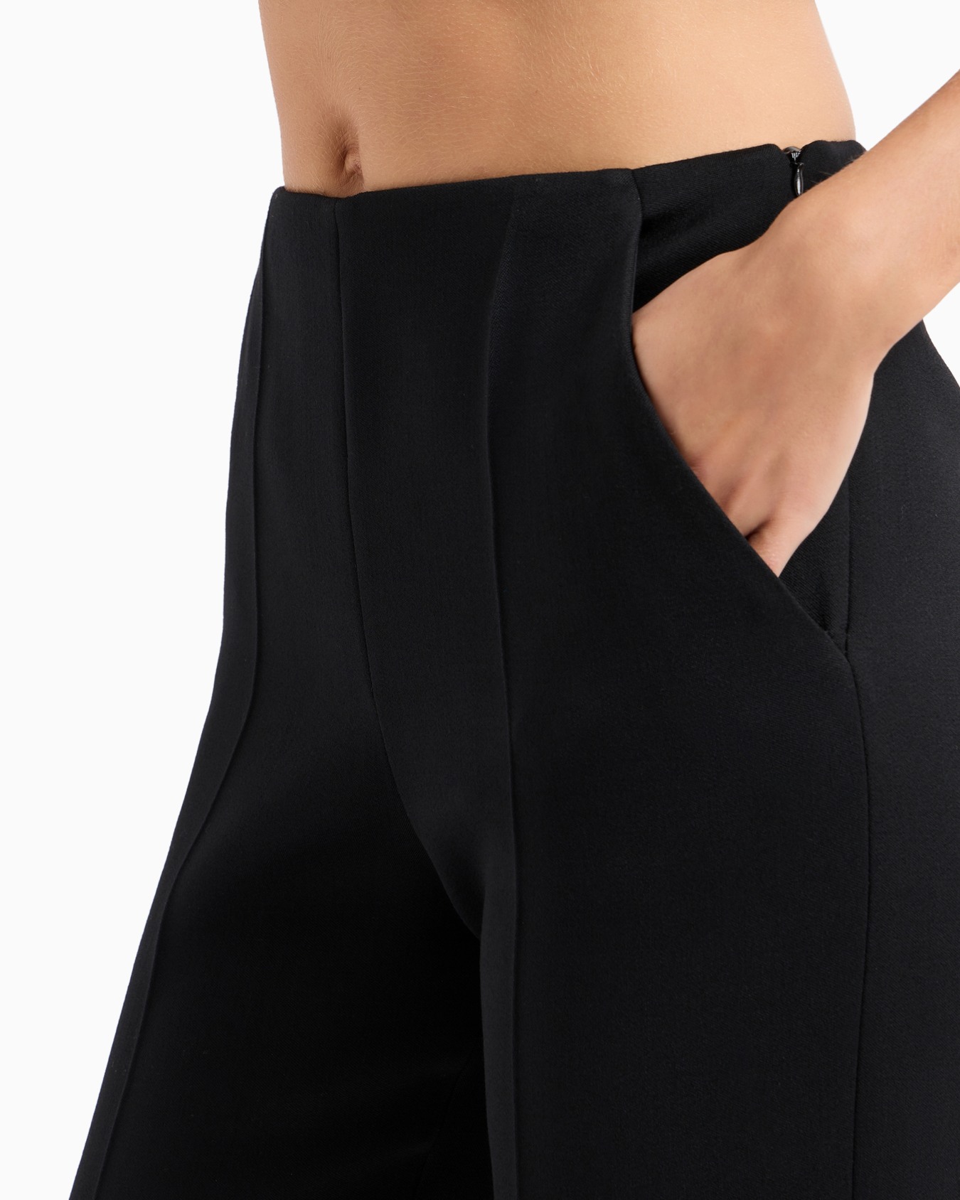 Straight trousers in stretch virgin wool Slide 4