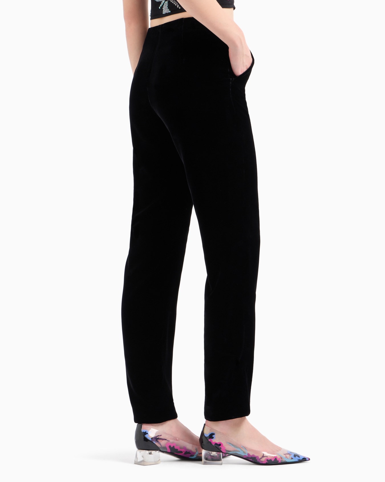 Straight-cut velvet trousers Slide 2