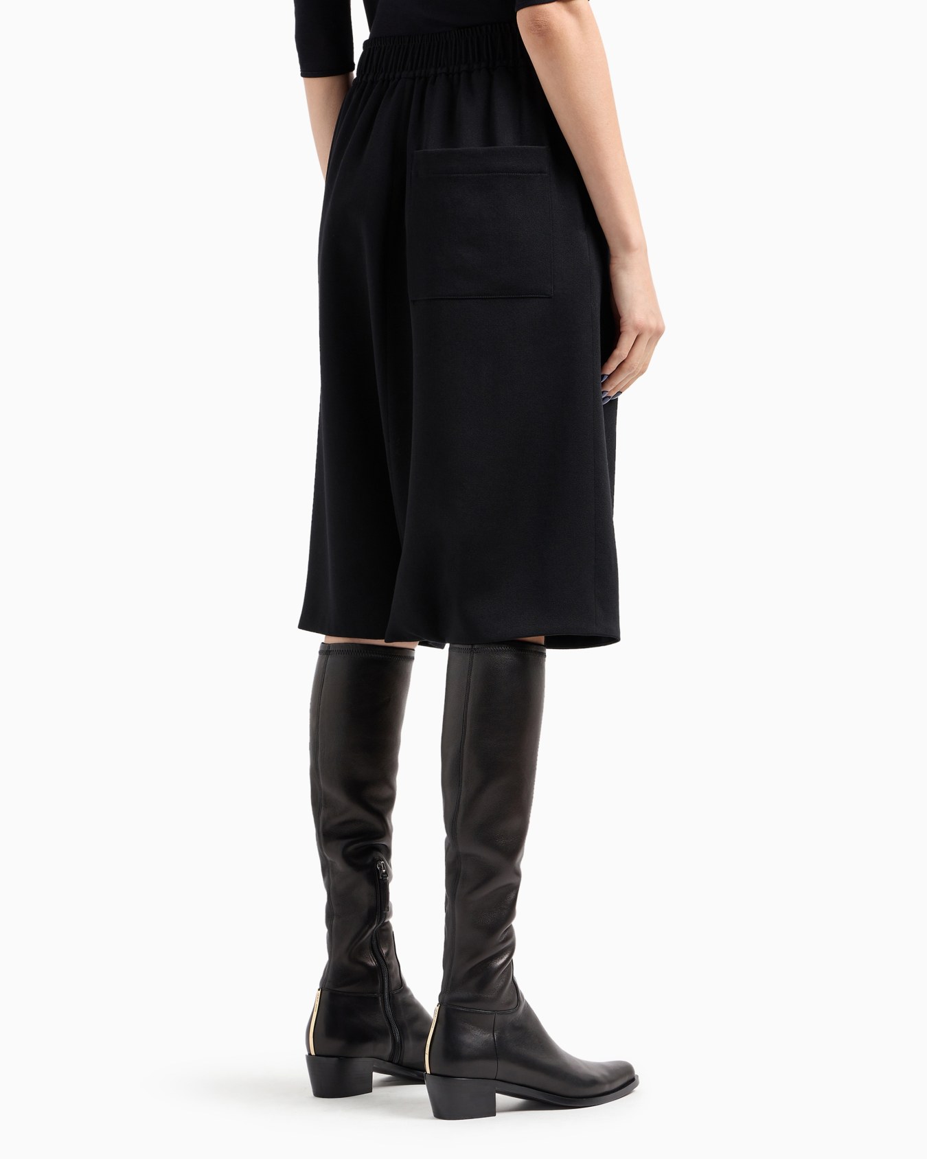 Virgin wool Bermuda shorts Slide 3