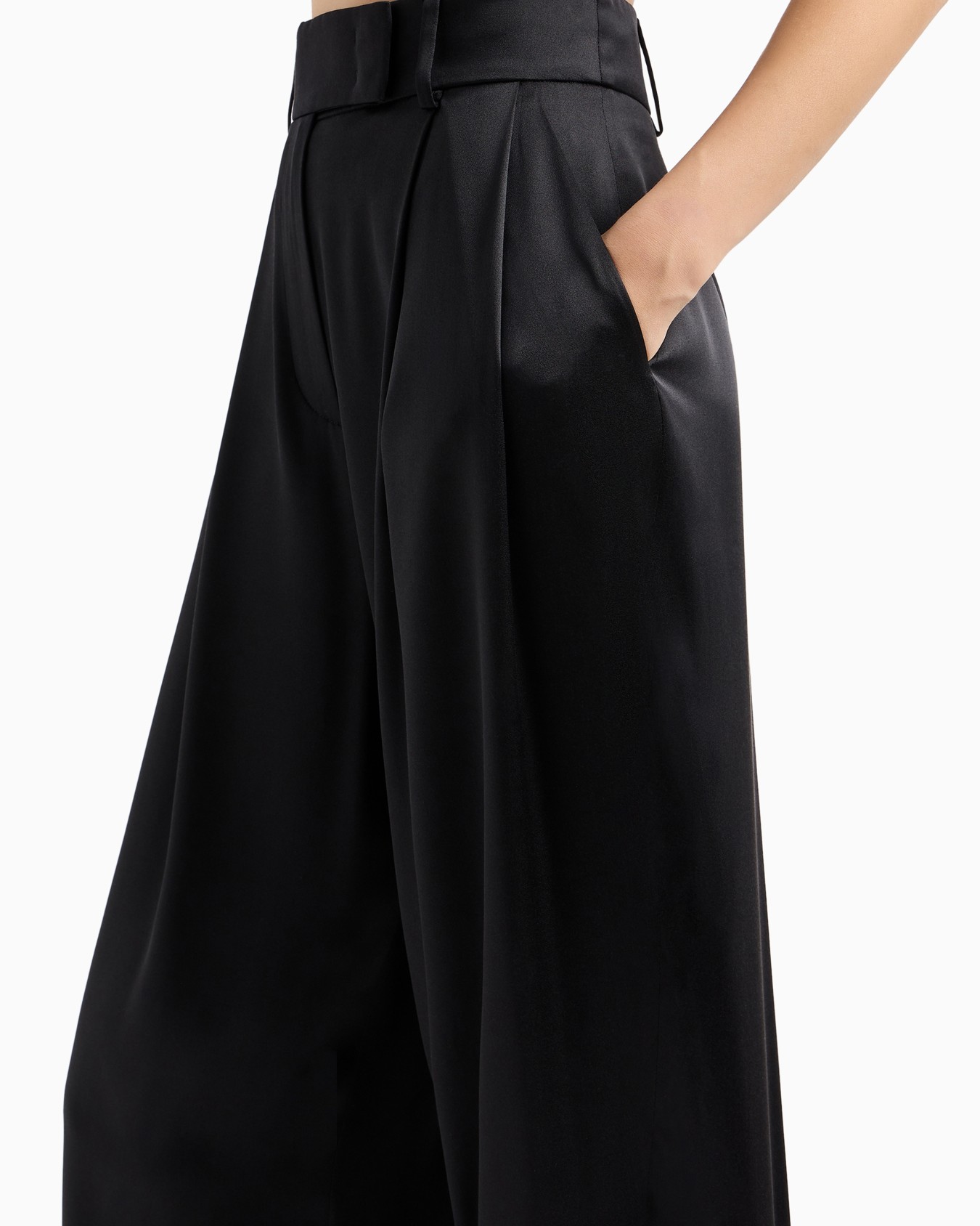 Double-sided silk-satin two-pleat trousers Slide 5