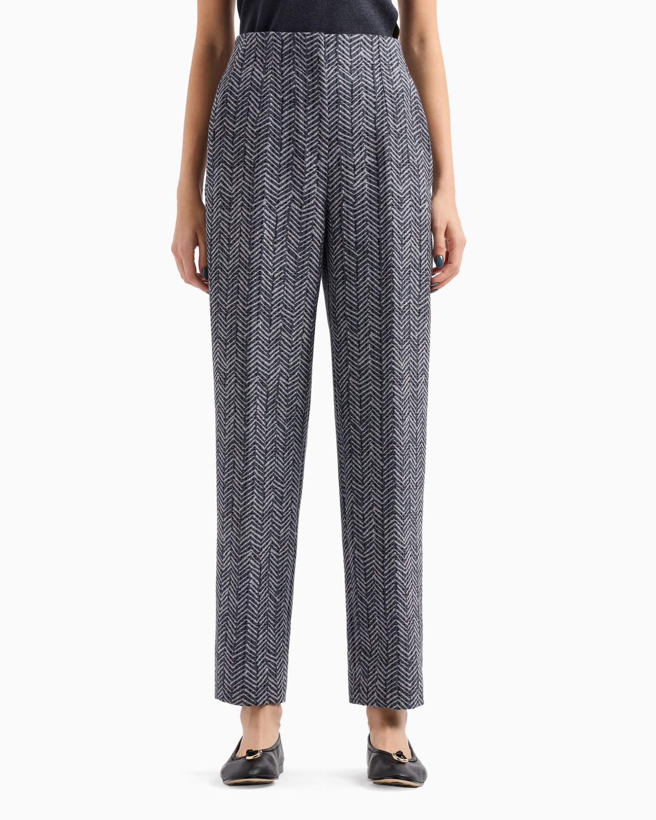 Tuxedo trousers in virgin wool chevron gabardine Slide 2