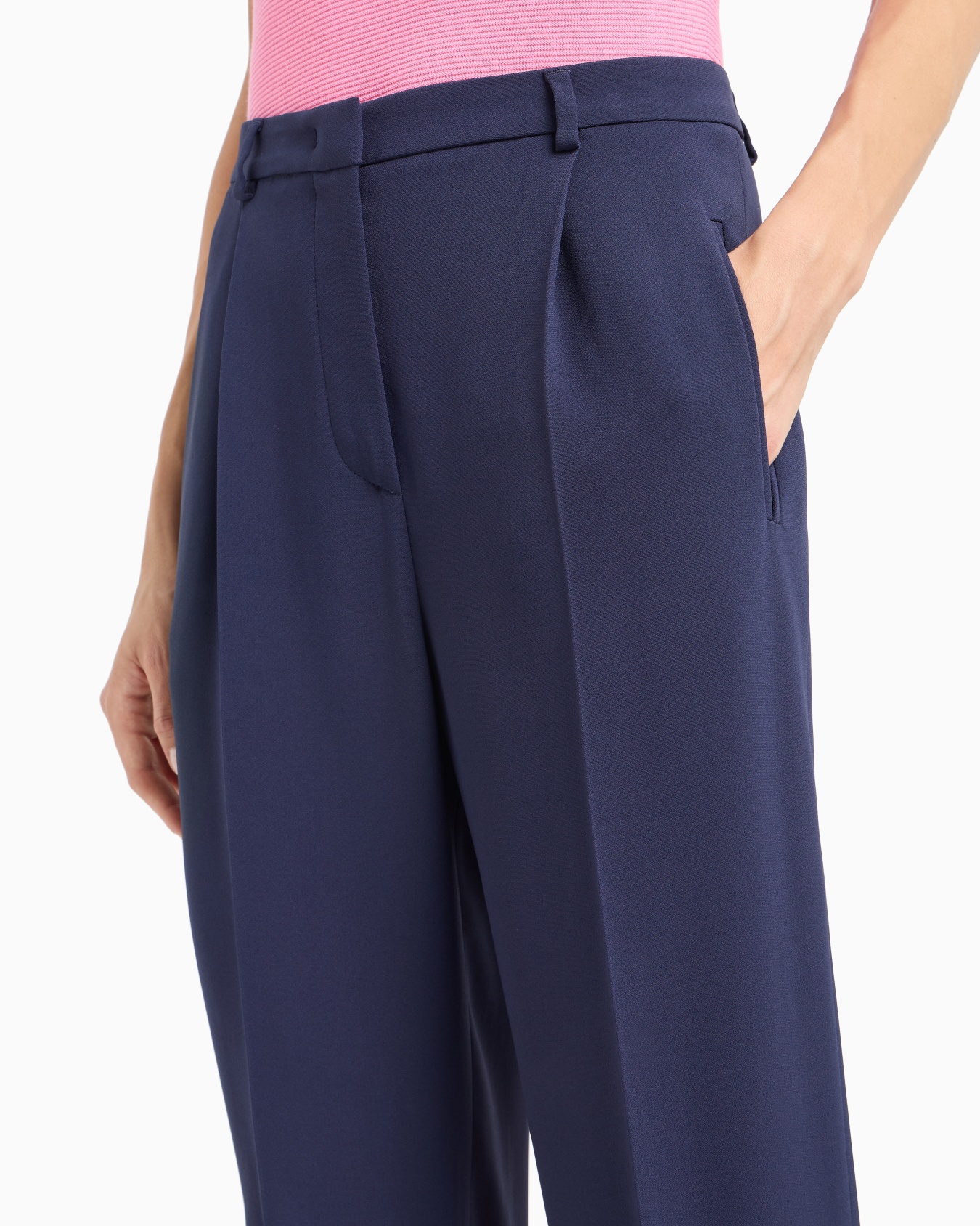 Straight-leg one-pleat trousers in viscose cady Slide 4