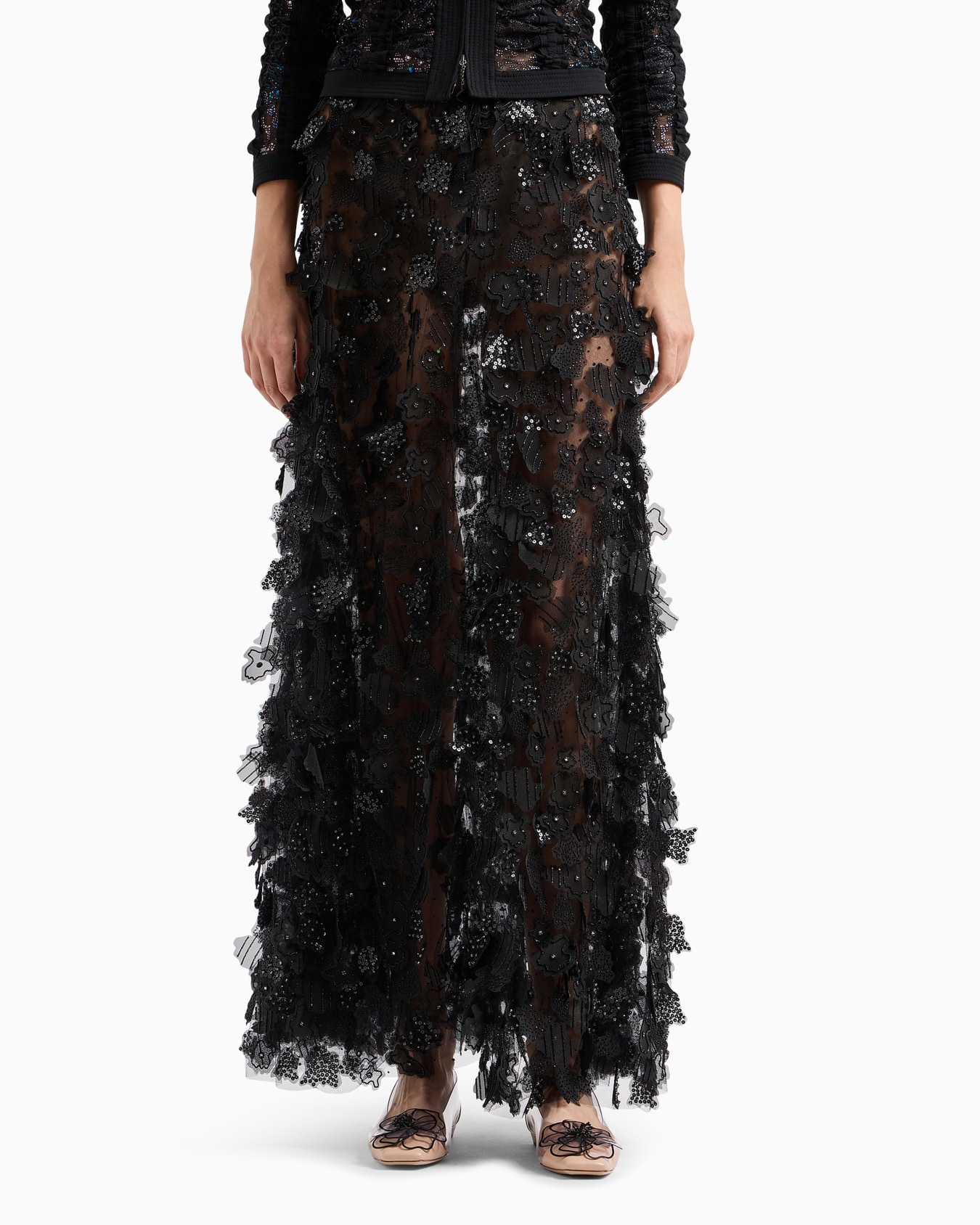 Embroidered tulle long skirt Slide 4