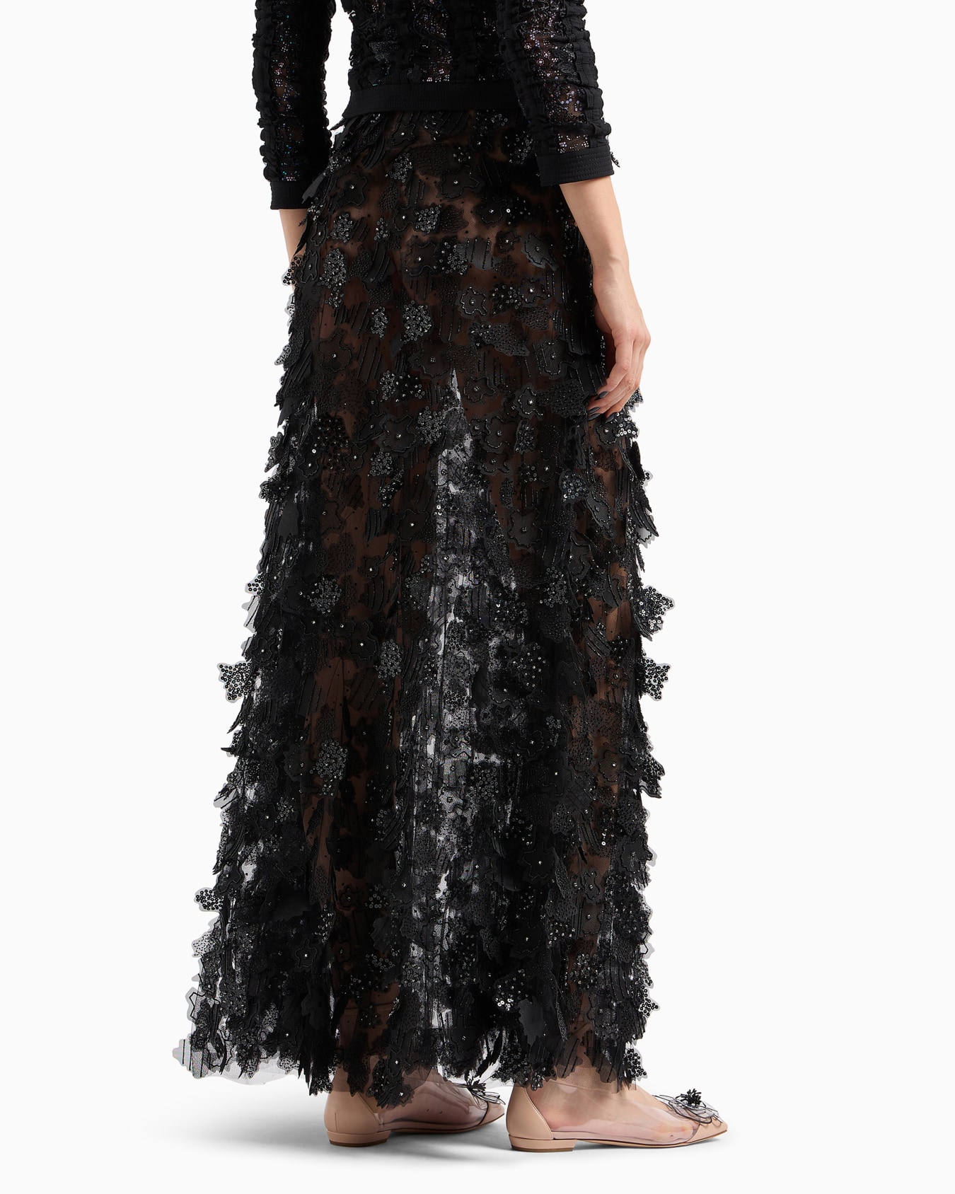 Embroidered tulle long skirt Slide 3