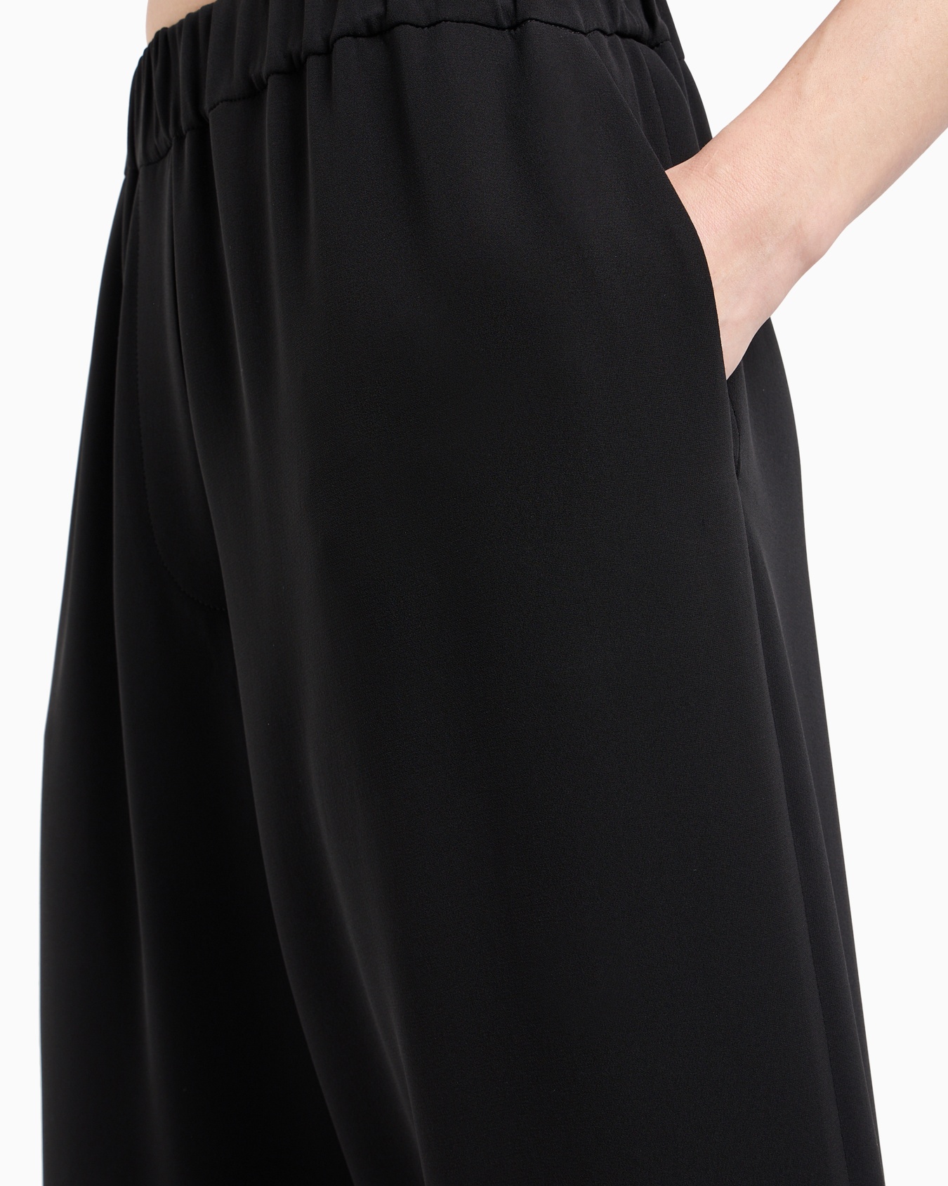 Pantalon fluide en cady de soie Diapositive 5