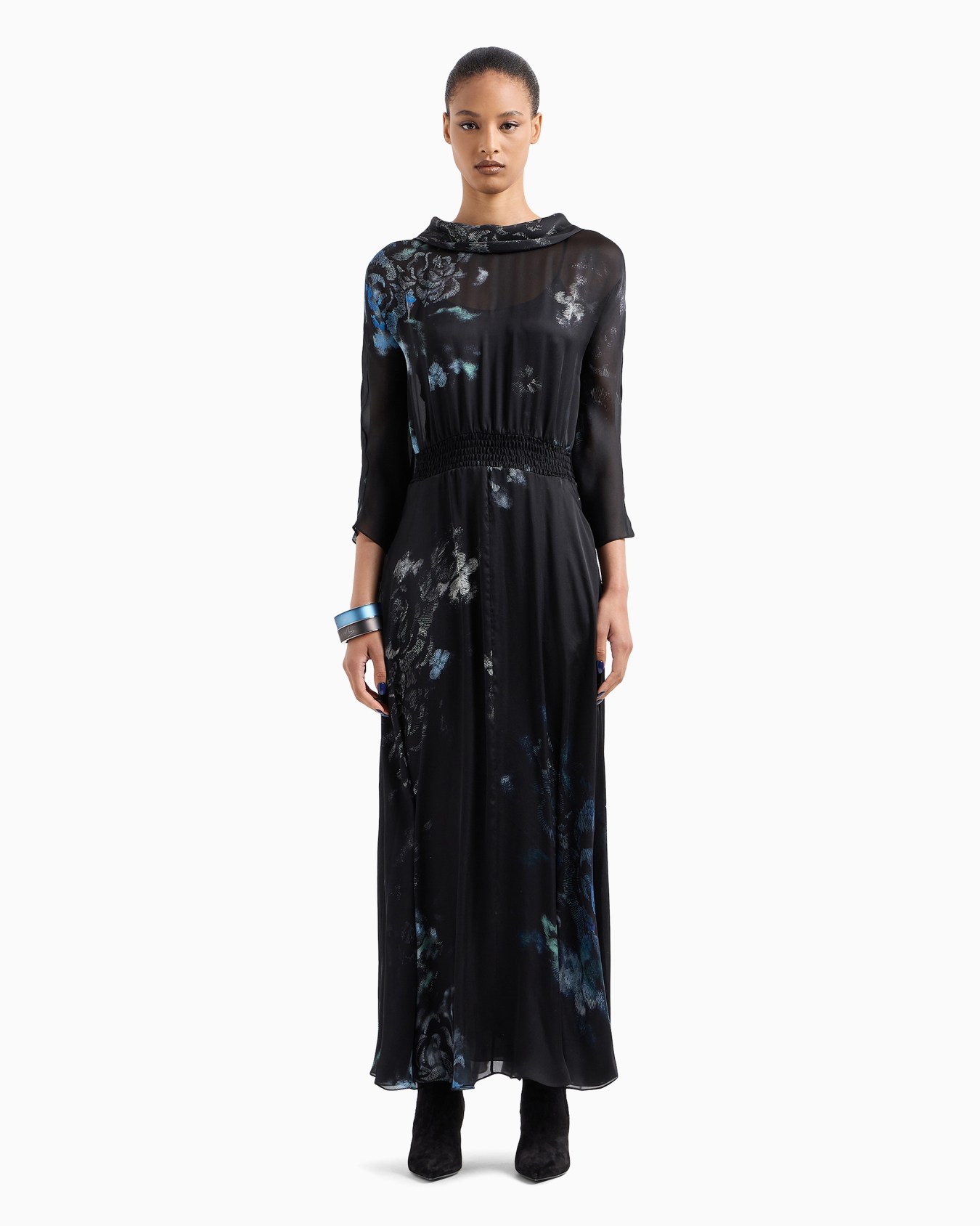Silk charmeuse long dress in a floral print Slide 2