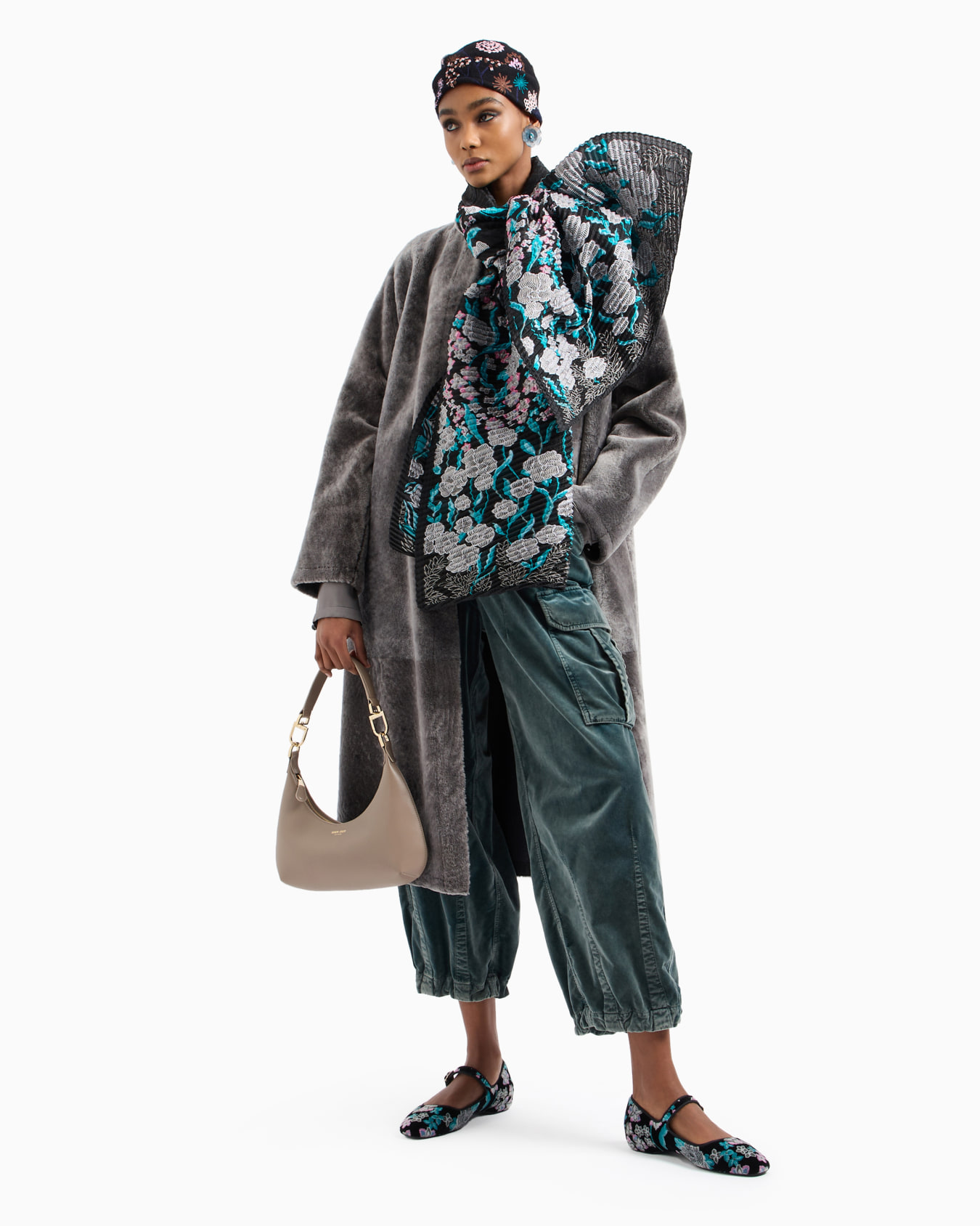 Shirt in double-sided silk satin Slide 4