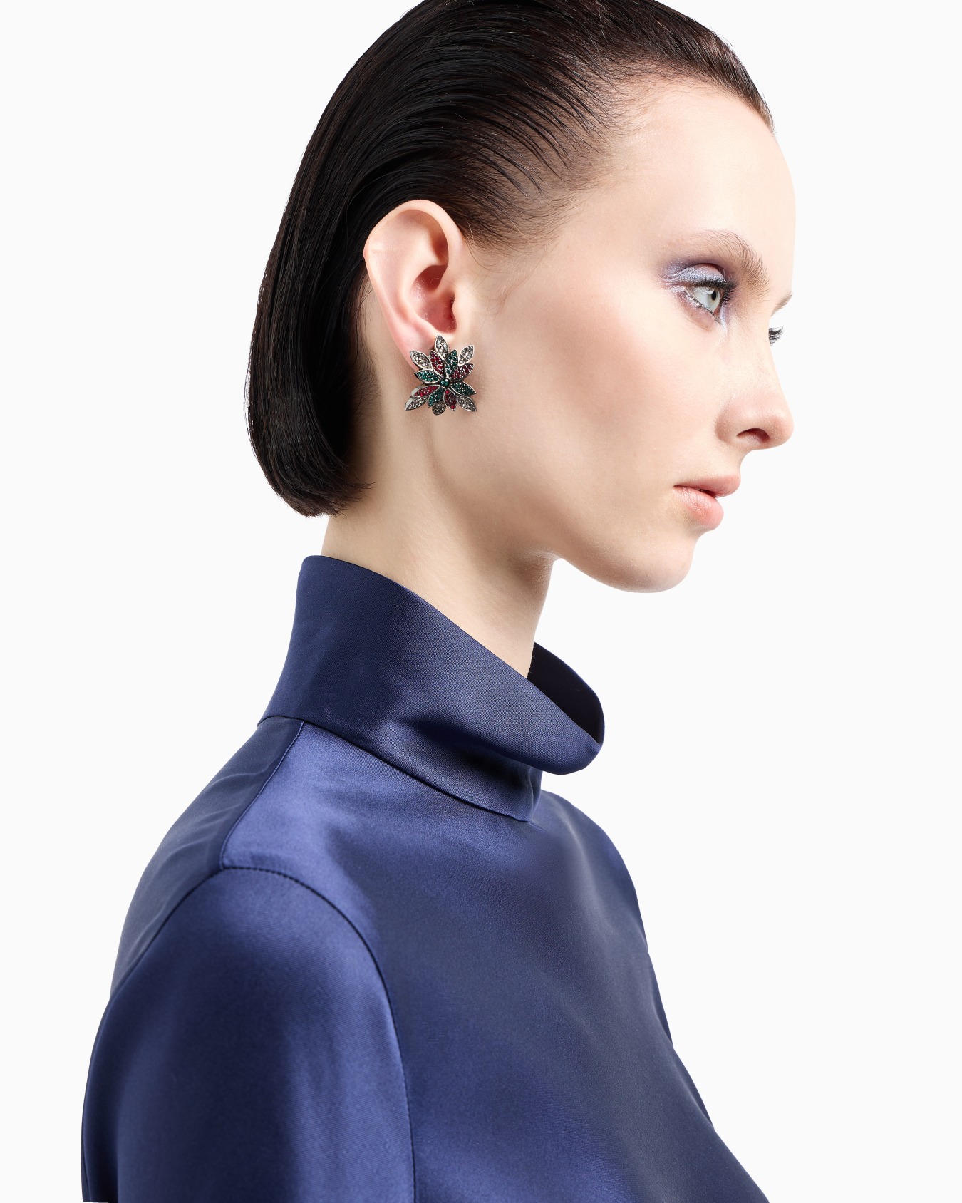 Long-sleeved blouse in silk double satin Slide 4