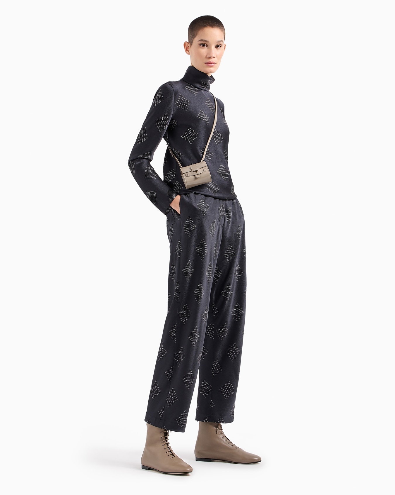 Blouse à manches longues en créponne de soie imprimée Diapositive 4