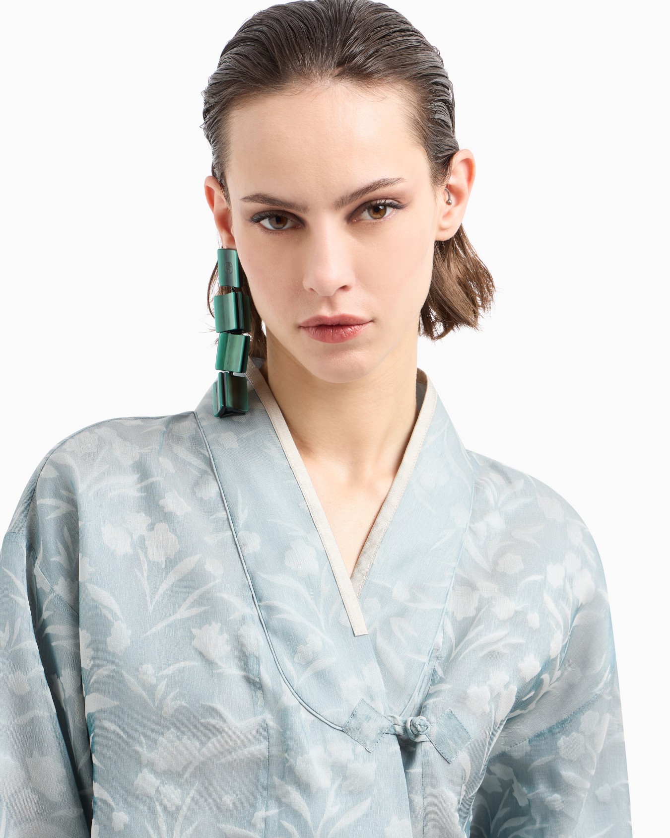 Kurzer Kimono aus Seiden-Jacquard mit Blumenmuster Folie 4