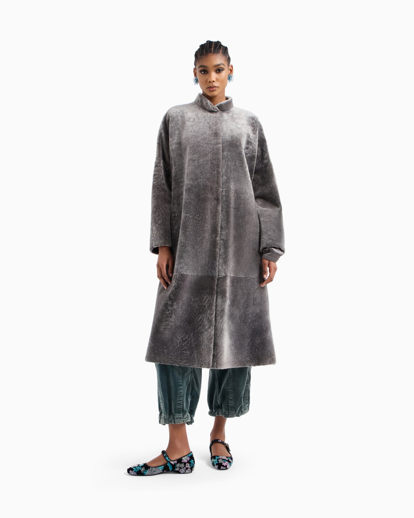 Long shearling coat Slide 3