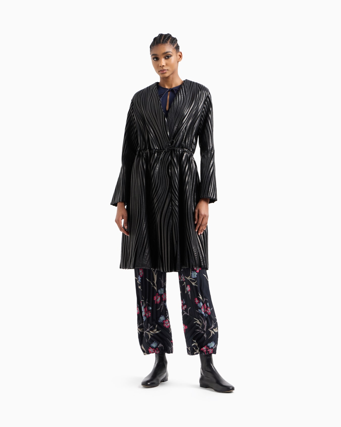 Embroidered nappa leather and velvet coat Slide 4