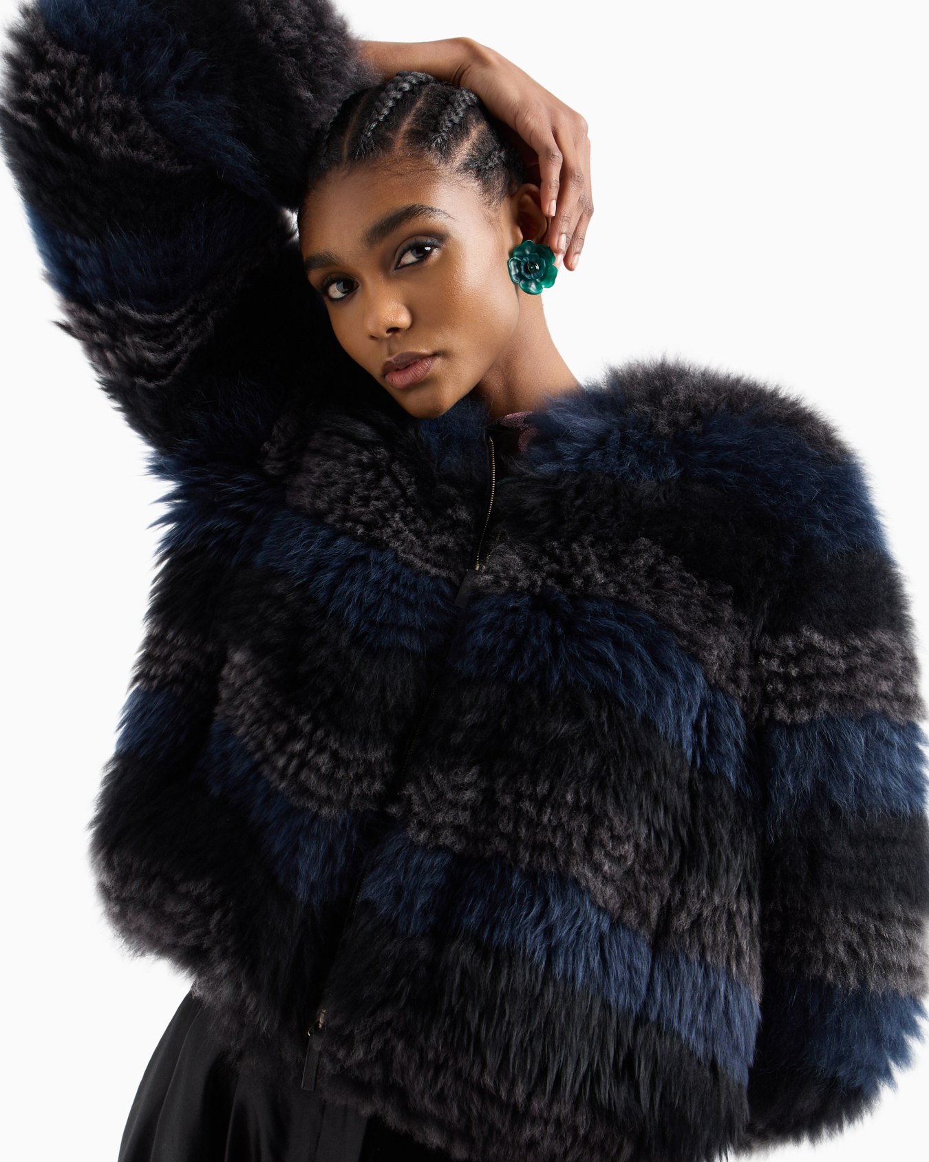 Short, alpaca wool jacket Slide 5