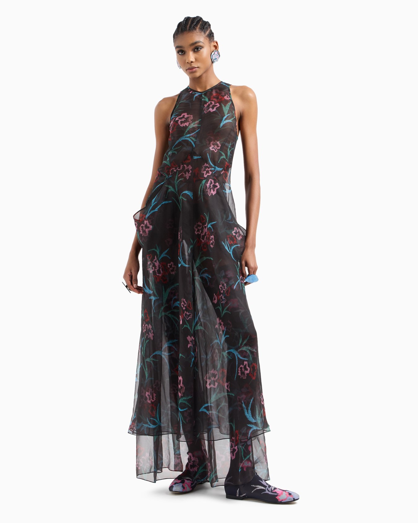 Long dress in silk organza with a floral print Slide 2