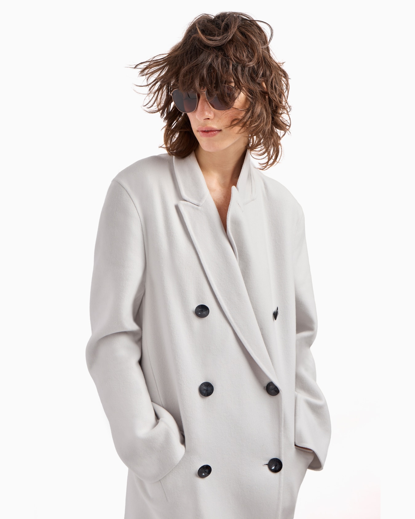 Double-breasted long coat in double cashmere Slide 6