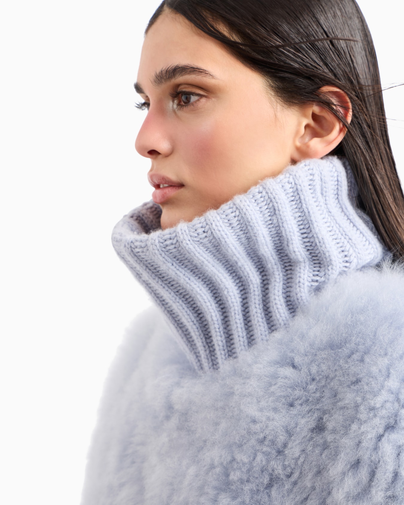 Giorgio Armani Neve cape Slide 5