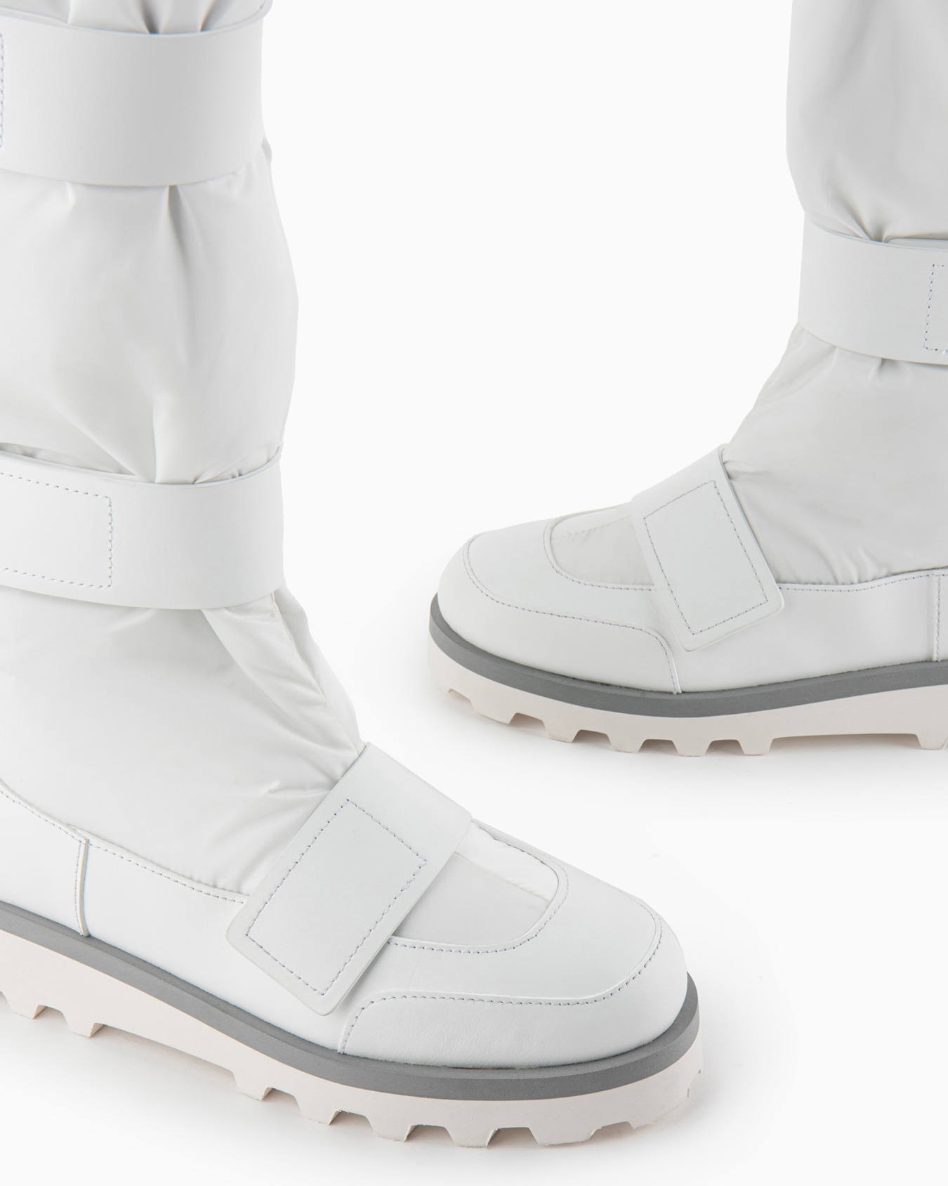 Giorgio Armani Neve après-ski boots in technical fabric and leather Slide 3