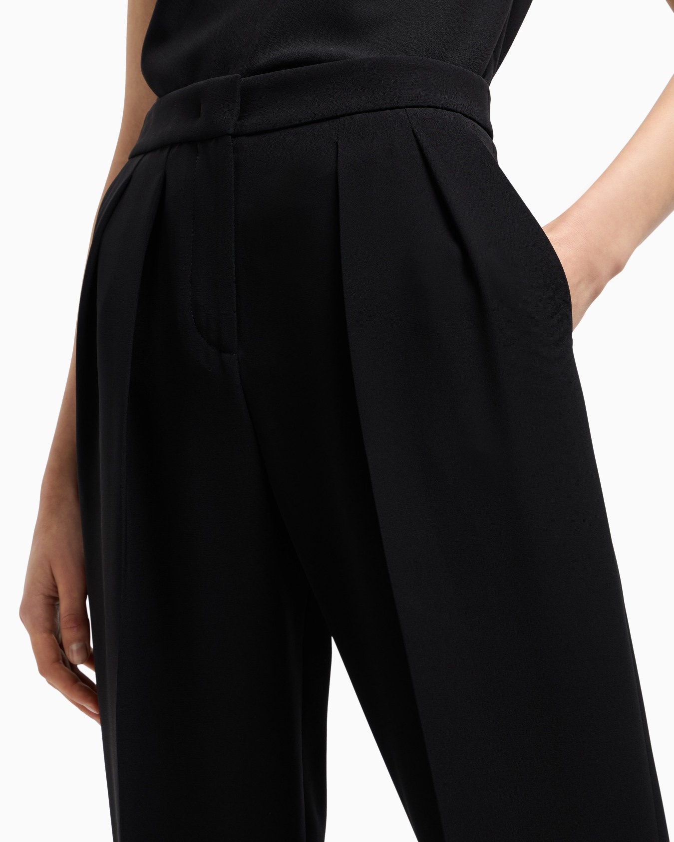 Silk cady trousers with pleats Slide 4