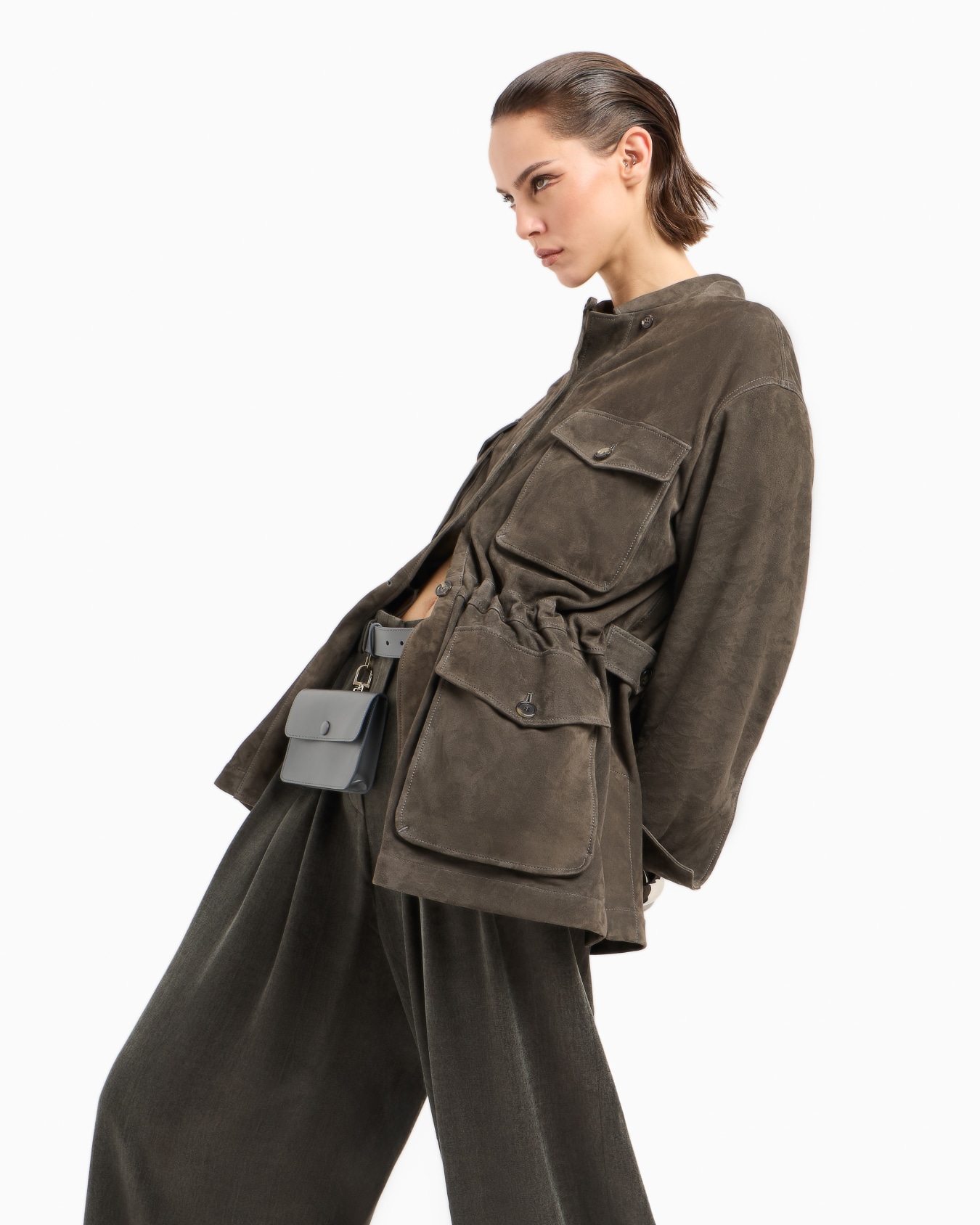 Wide-leg viscose and cupro trousers Slide 4