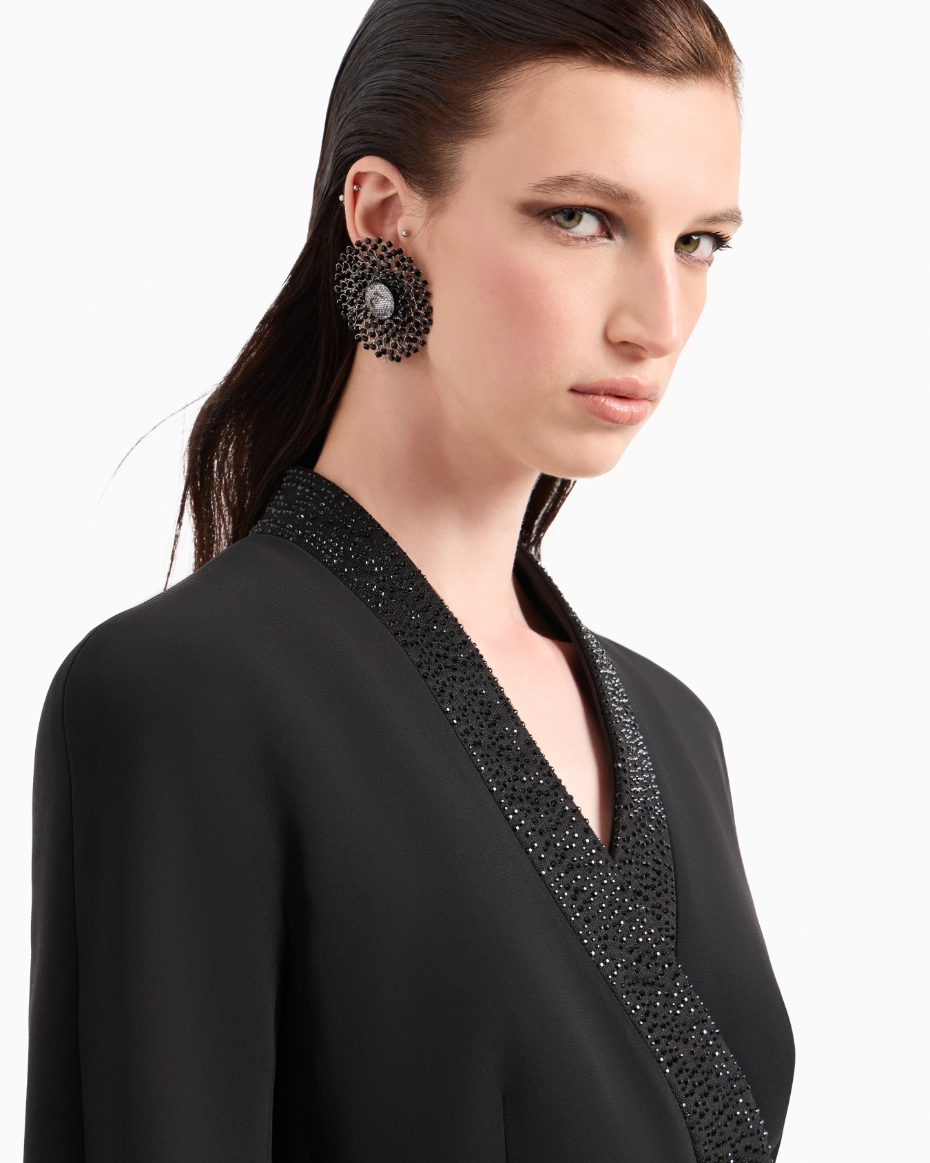 Single-breasted jacket in silk cady with applied crystals Slide 5
