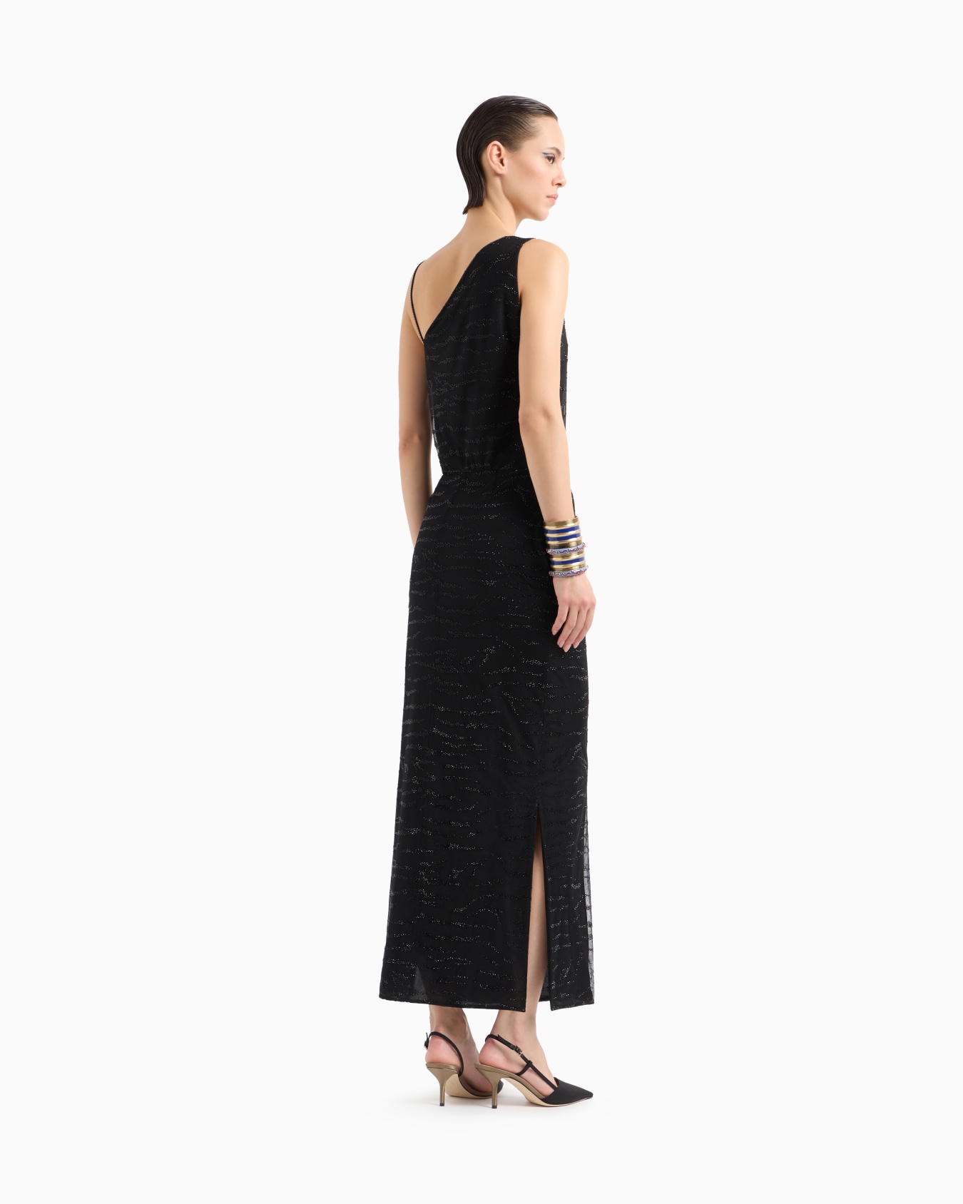 Langes Kleid aus Seide mit Strassstickerei Folie 2