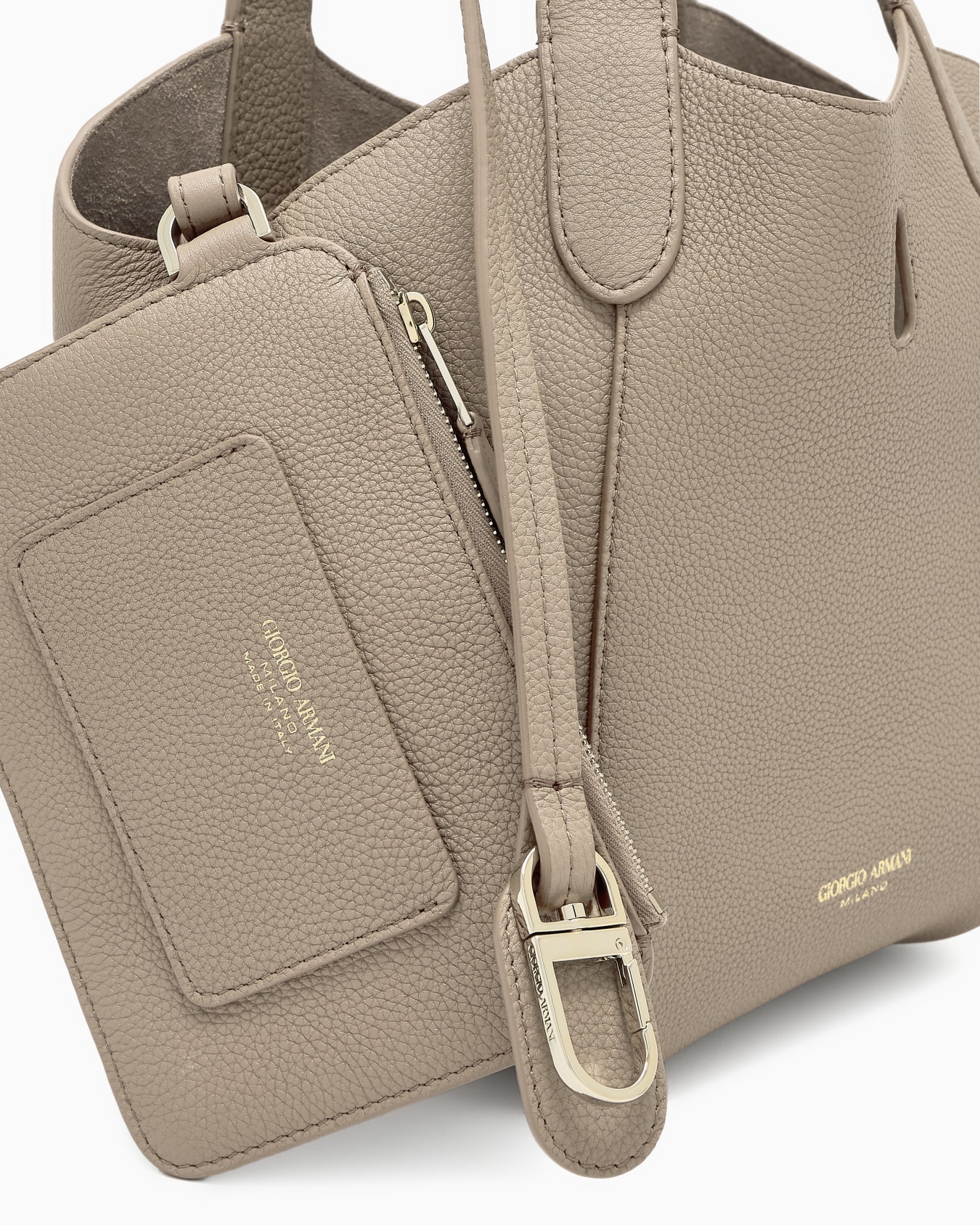 Small pebbled leather handbag Slide 4