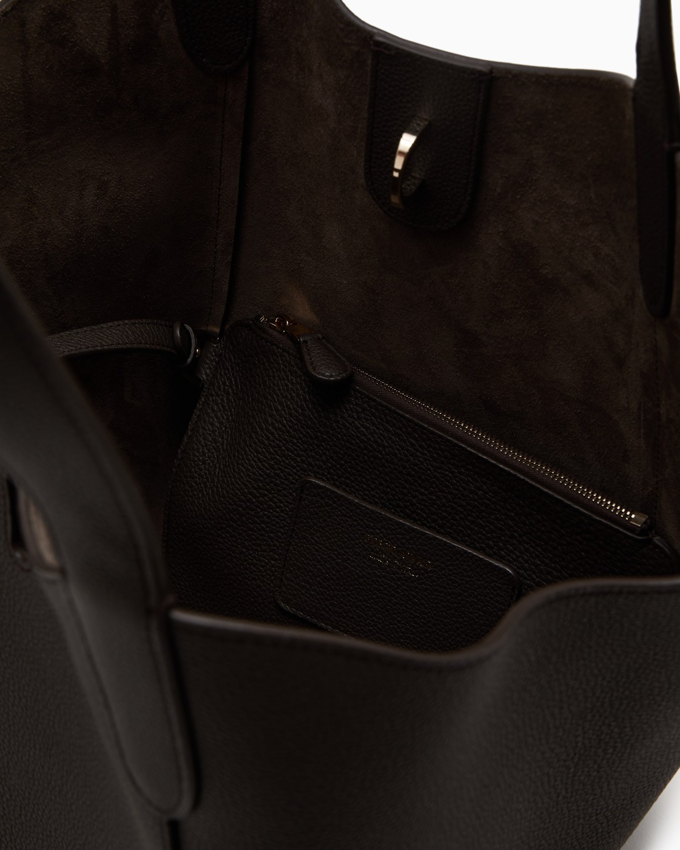 Medium pebbled leather handbag Slide 3