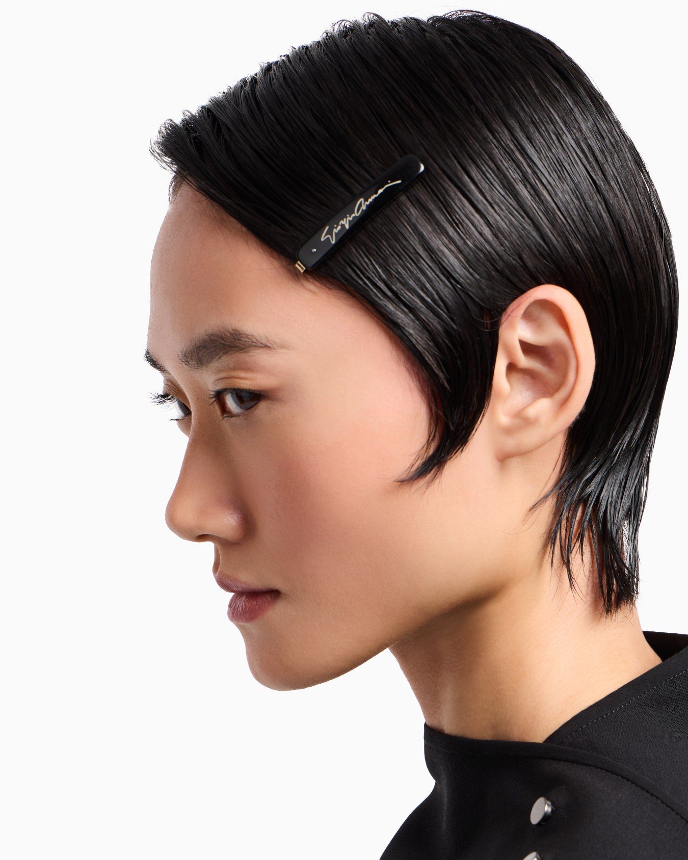 Resin hair clip with signature logo Slide 2