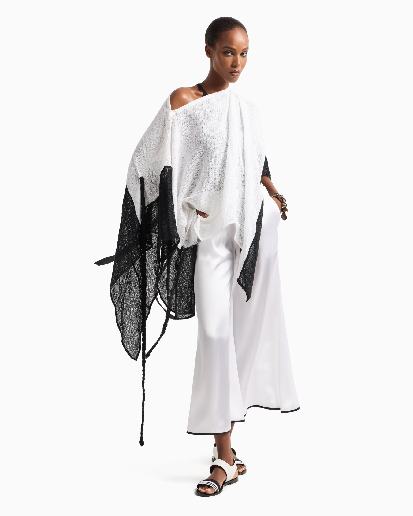 Two-tone linen blend cape Slide 3