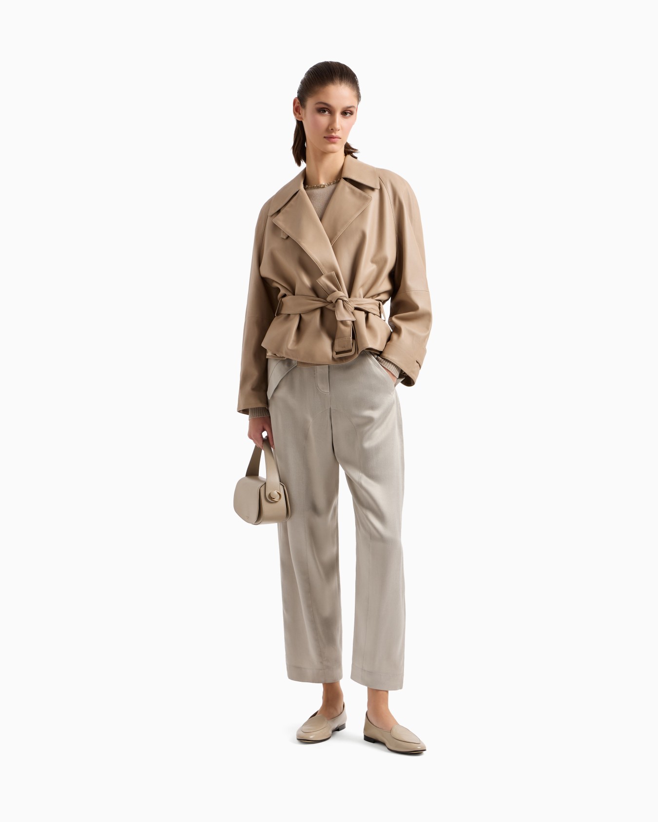 Cashmere crew-neck jumper with embroidery Slide 1