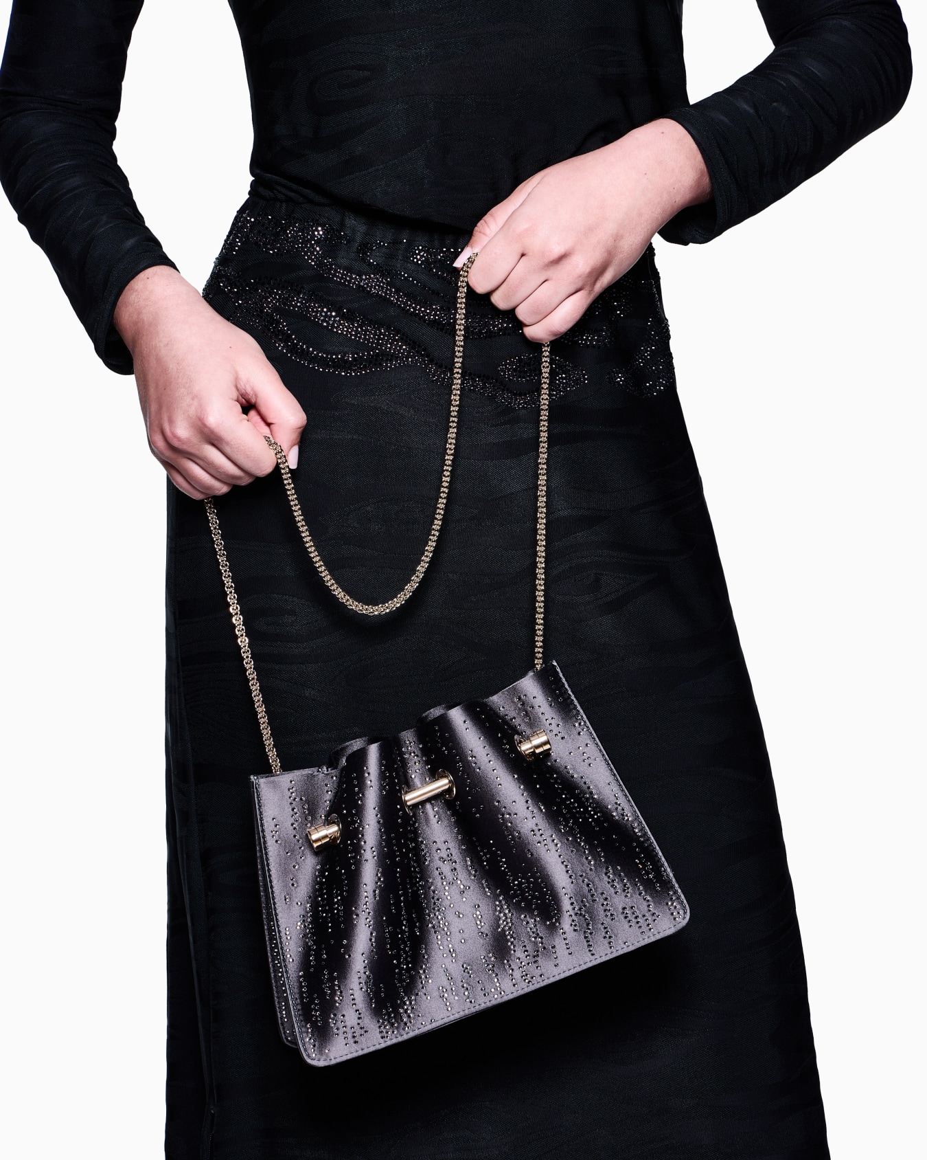 Pochette en satin et cristaux Diapositive 5