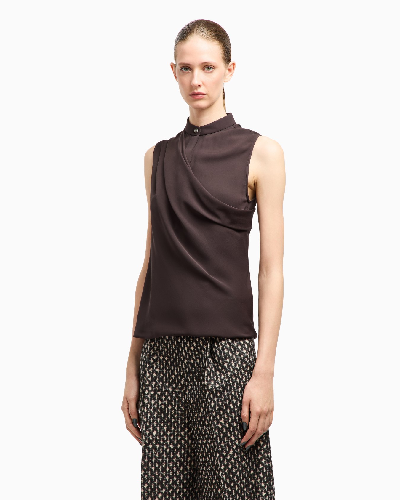 Top drappeggiato in tripla georgette di seta Slide 4