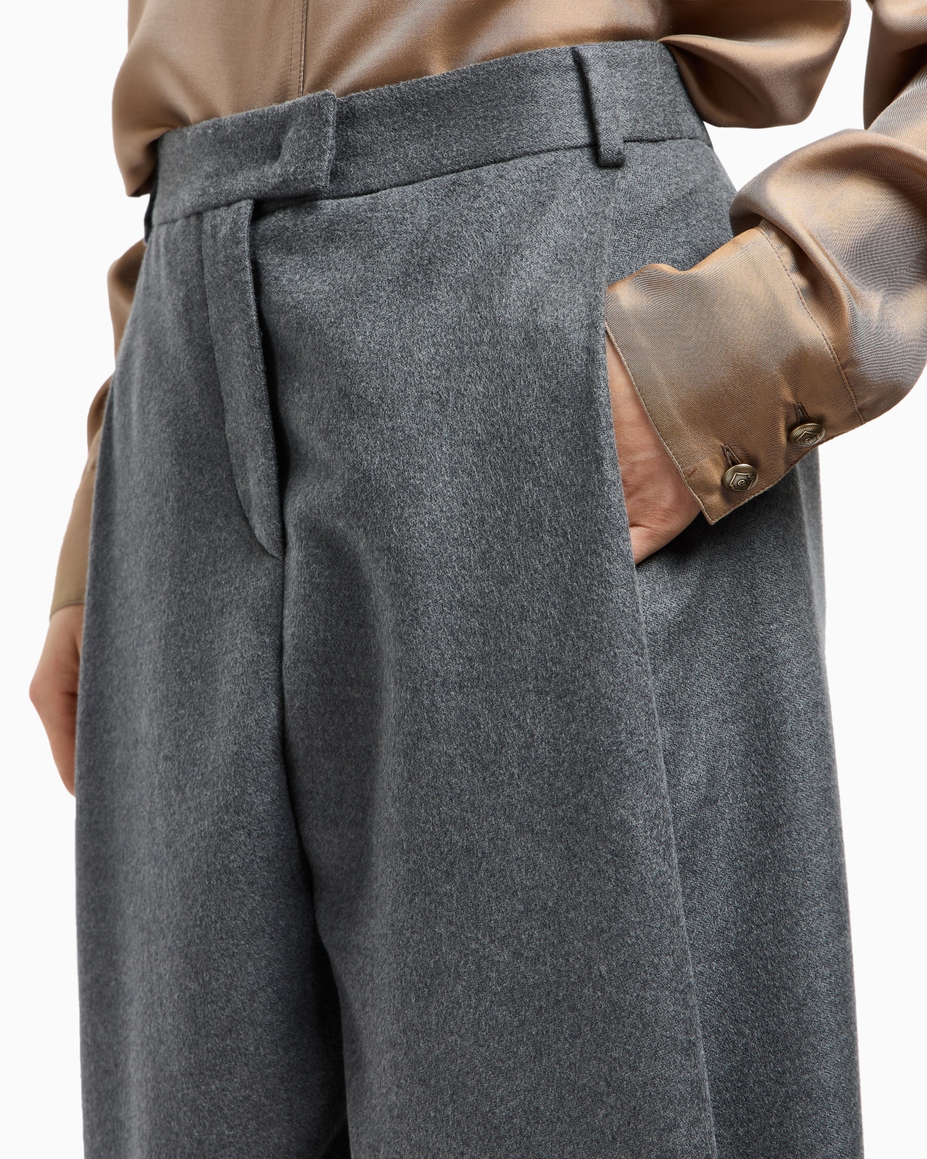 Hose aus weichem Seiden-Flanell Folie 5