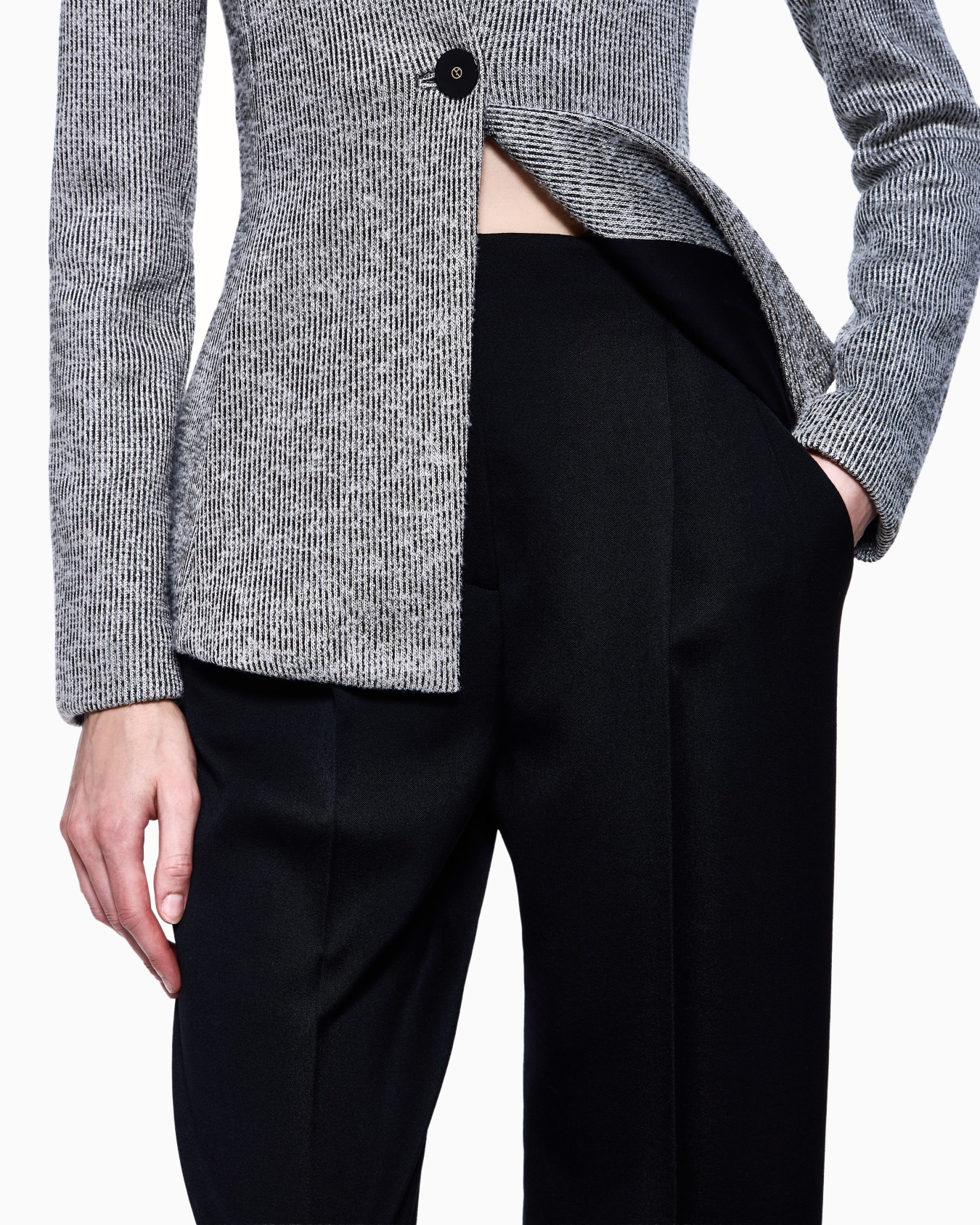 Pantaloni a una pince in lana Slide 4