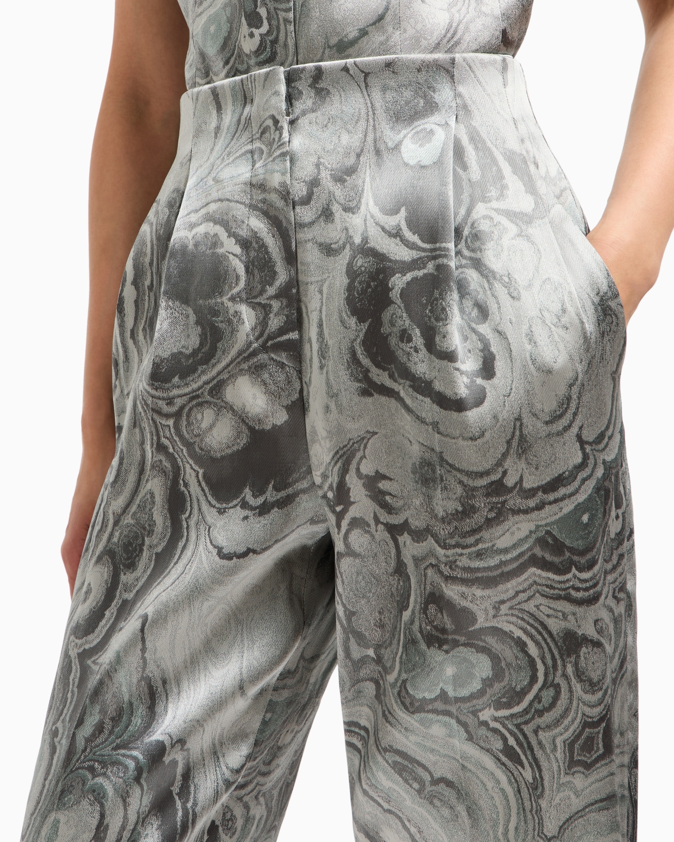Jacquard single-pleat trousers Slide 4