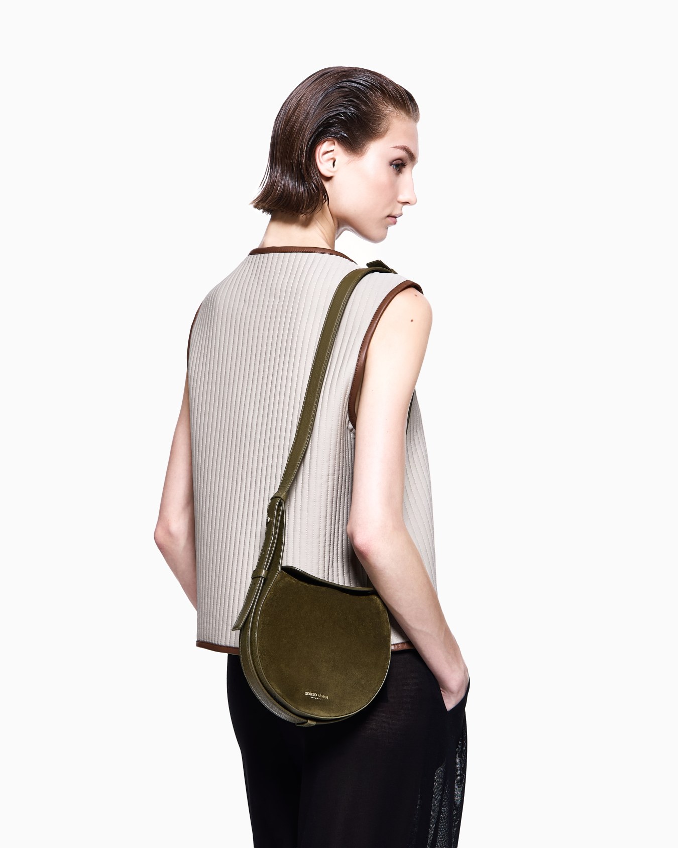 Small shoulder bag in suede and pebbled calfskin Slide 6