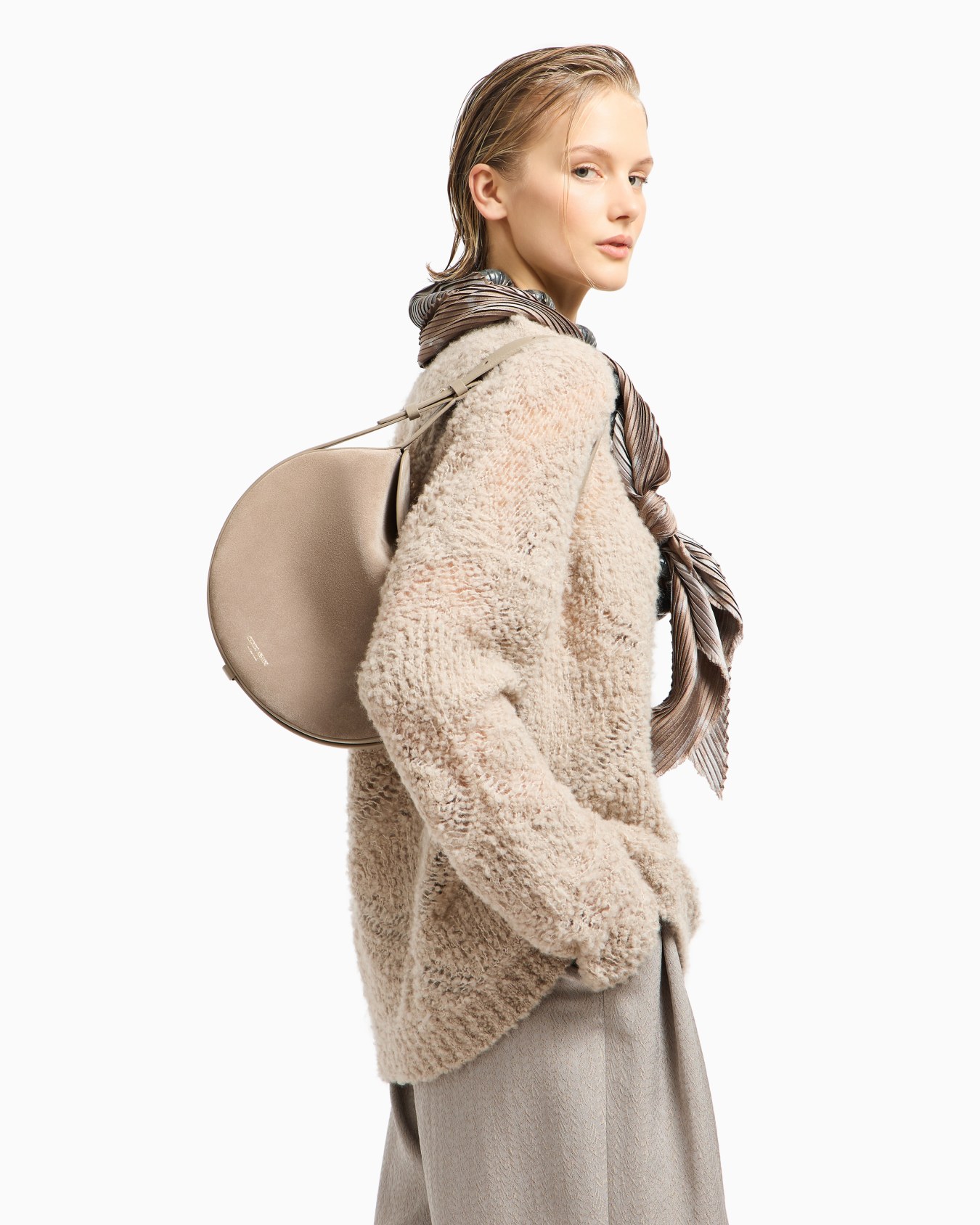 Bolso de hombro grande de ante y piel de becerro granulada Diapositiva 6