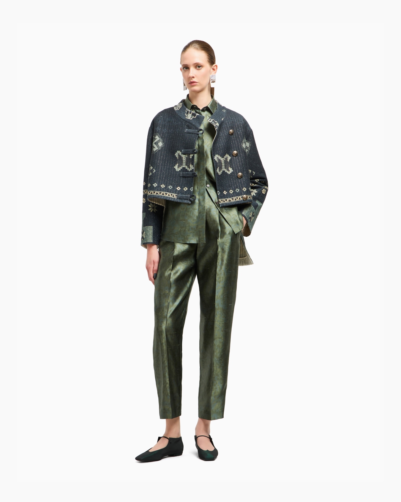 Shirt in printed silk shantung Slide 2