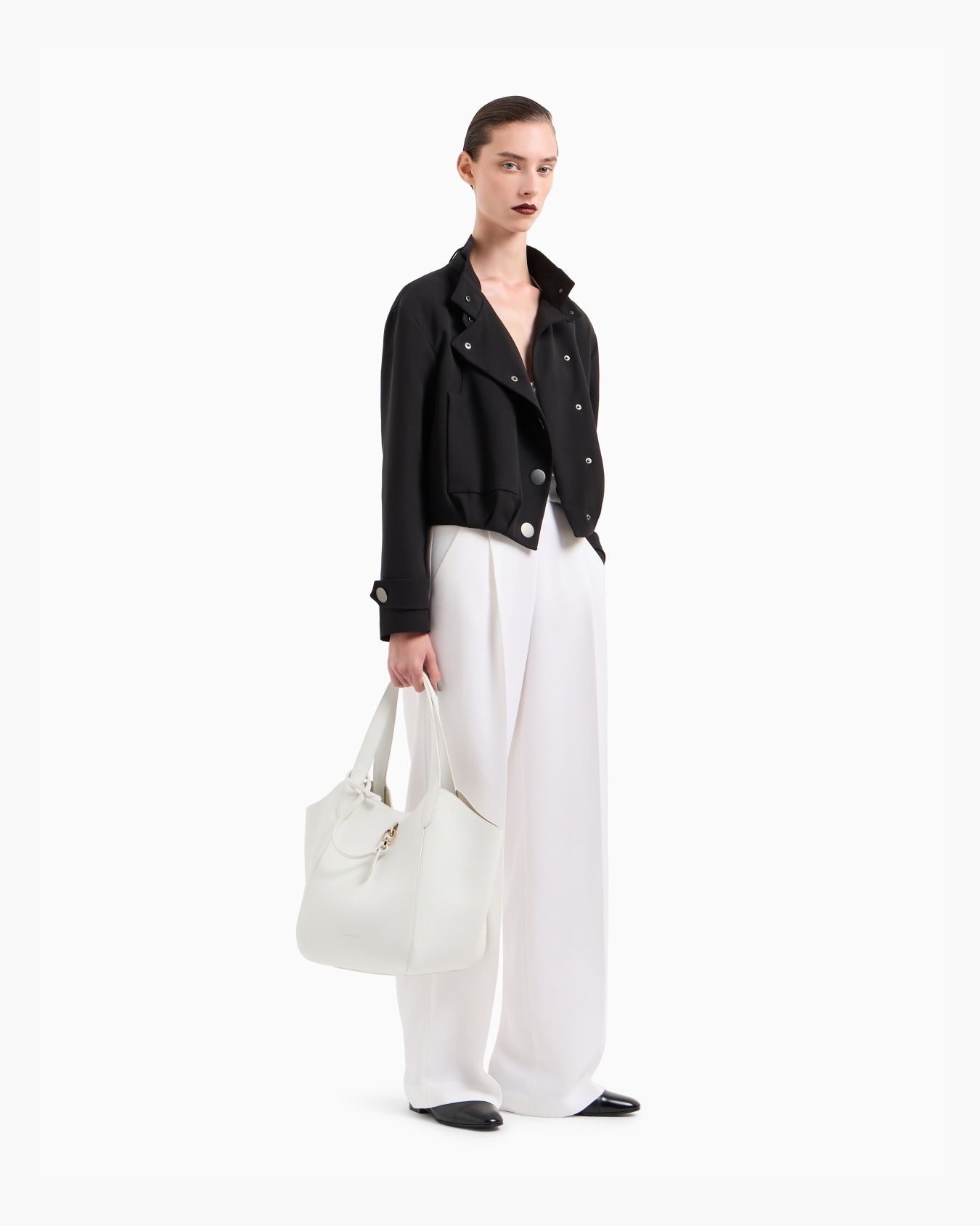Caban corto in cady di seta crepe Slide 2
