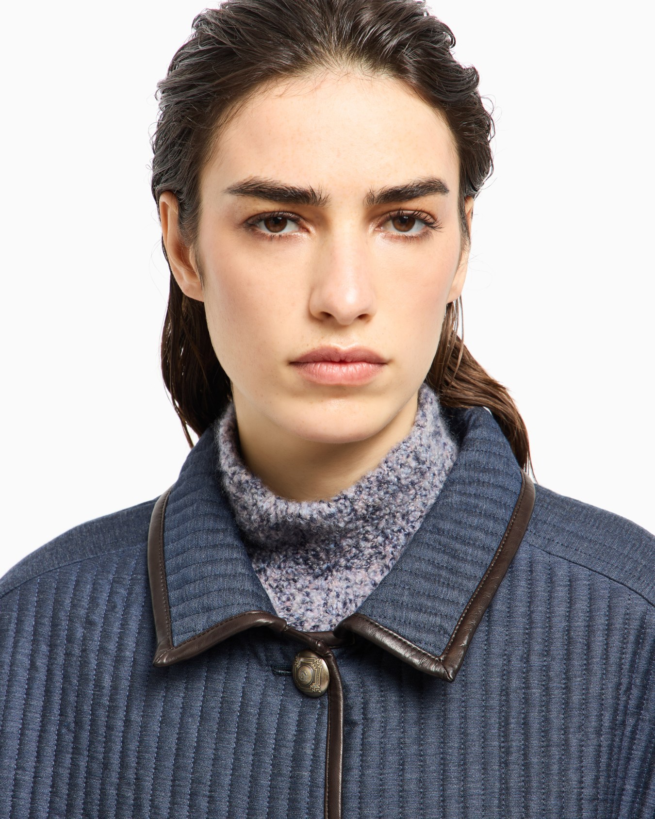 Denim Collection short blouson in viscose, cotton and silk with a quilted motif Slide 5