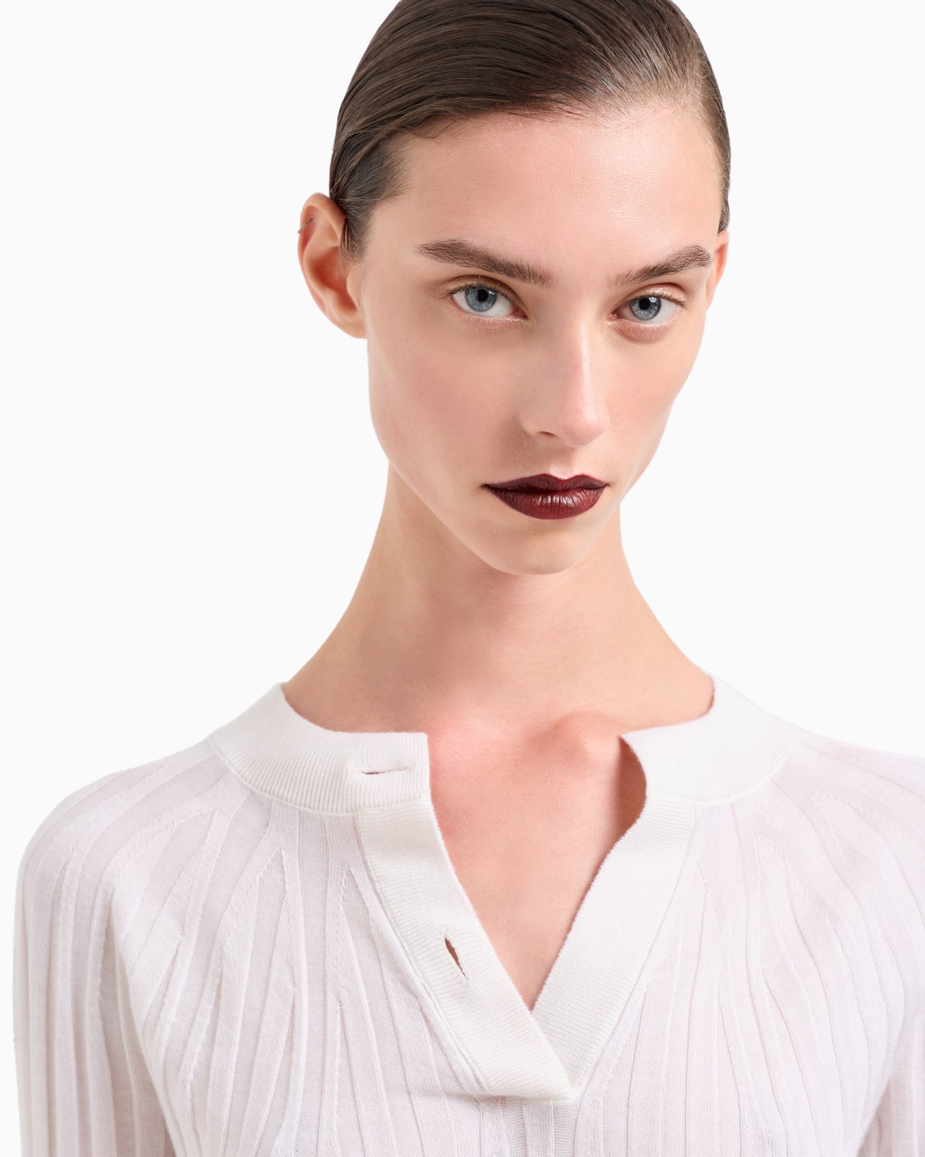 Maglia girocollo in cashmere e seta a coste Slide 5