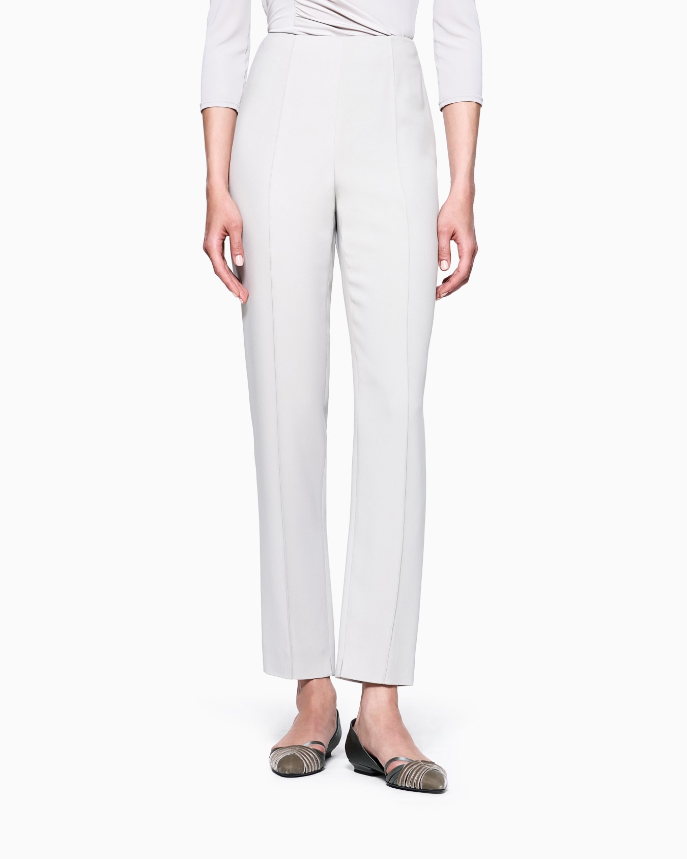 Pantalon droit en cady de viscose Diapositive 3