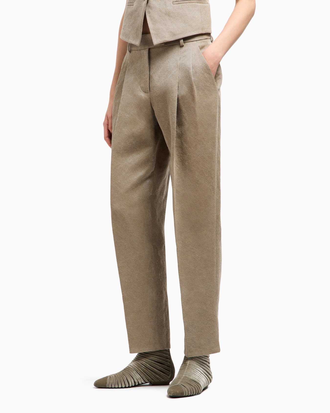 Hemp, viscose and cotton cavalry double-pleat trousers Slide 4